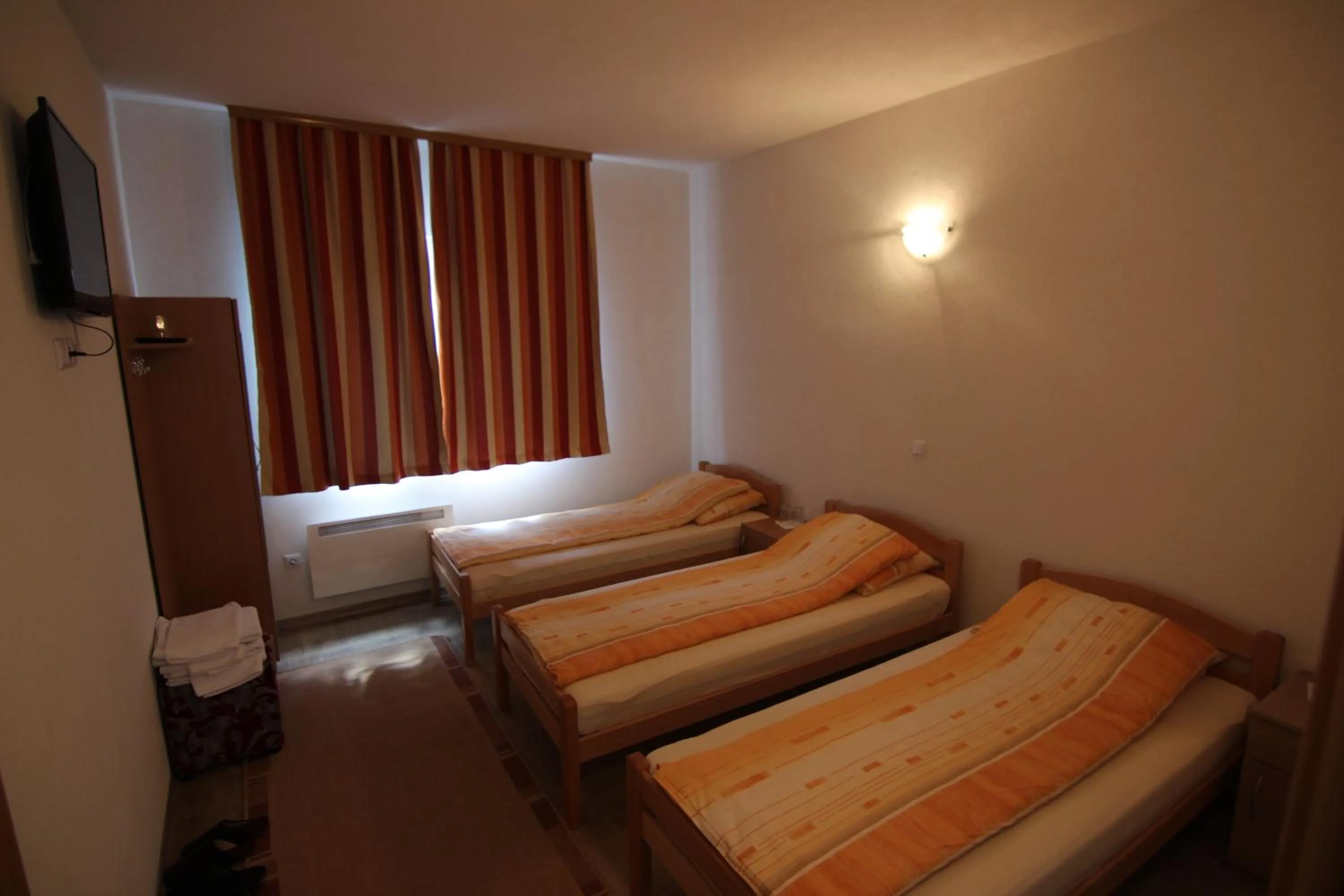 Bedroom, Bed in Rooms Zebax