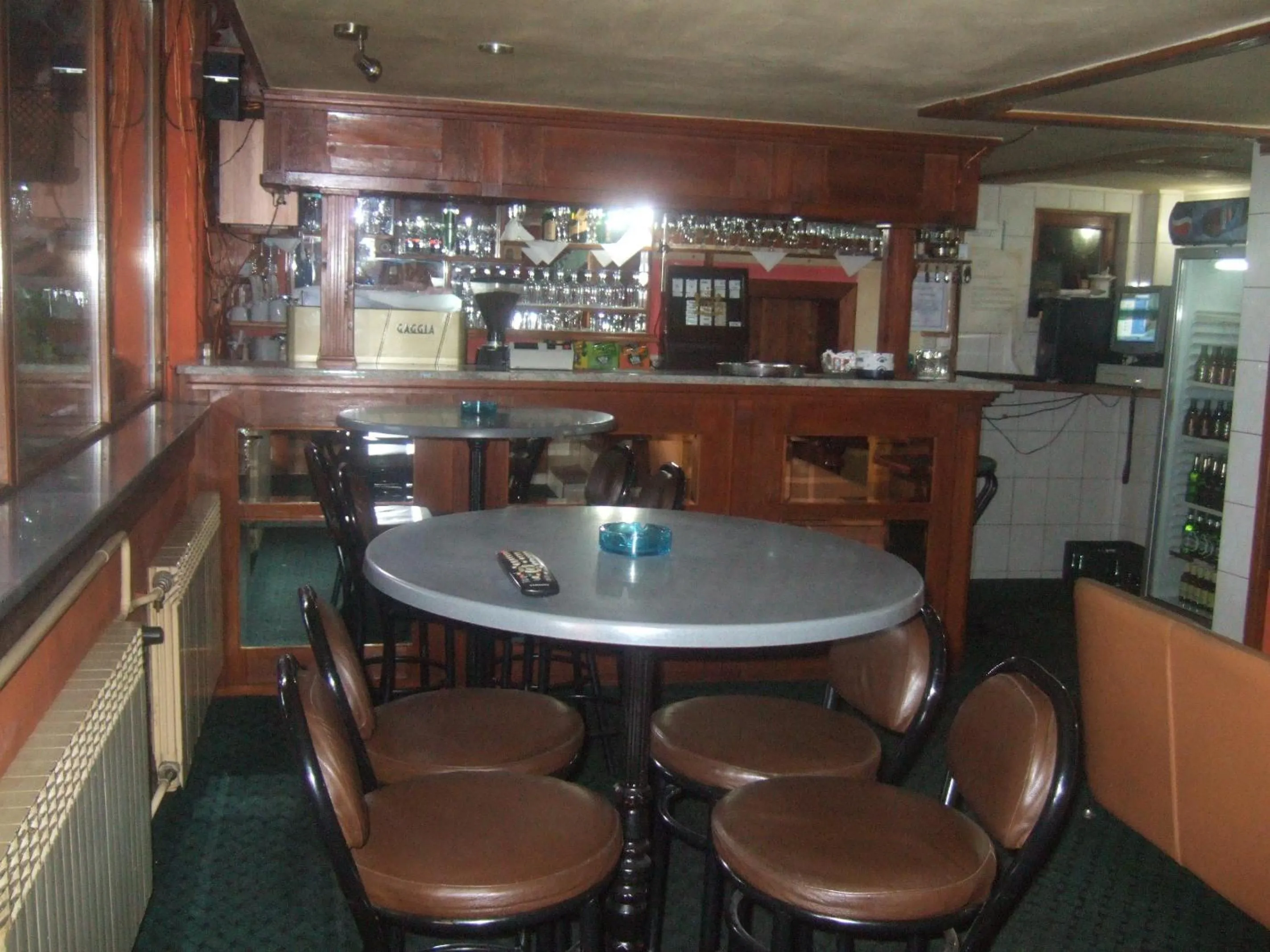 Restaurant/places to eat in Rooms Zebax