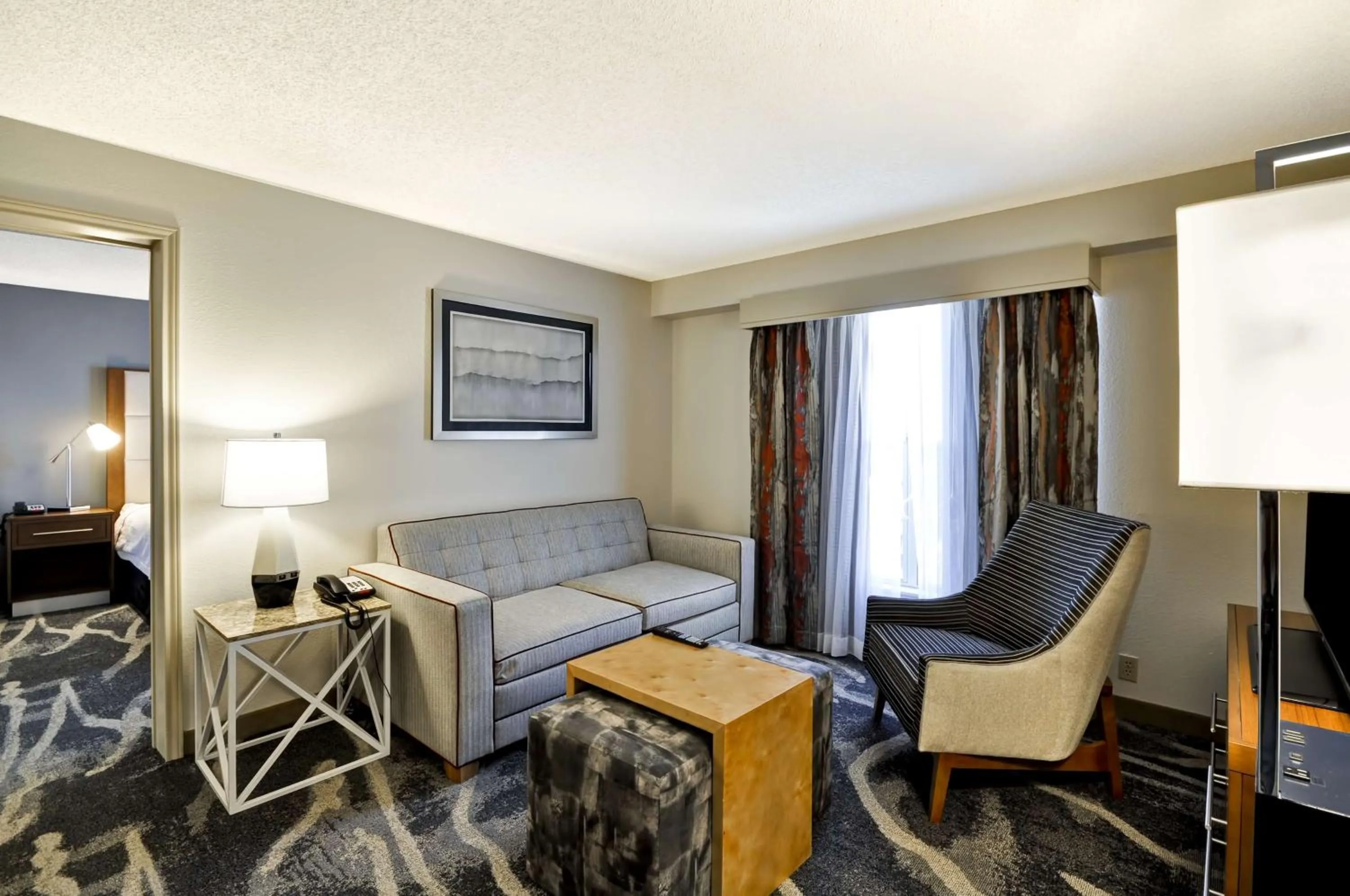 Living room in Homewood Suites by Hilton Phoenix-Biltmore