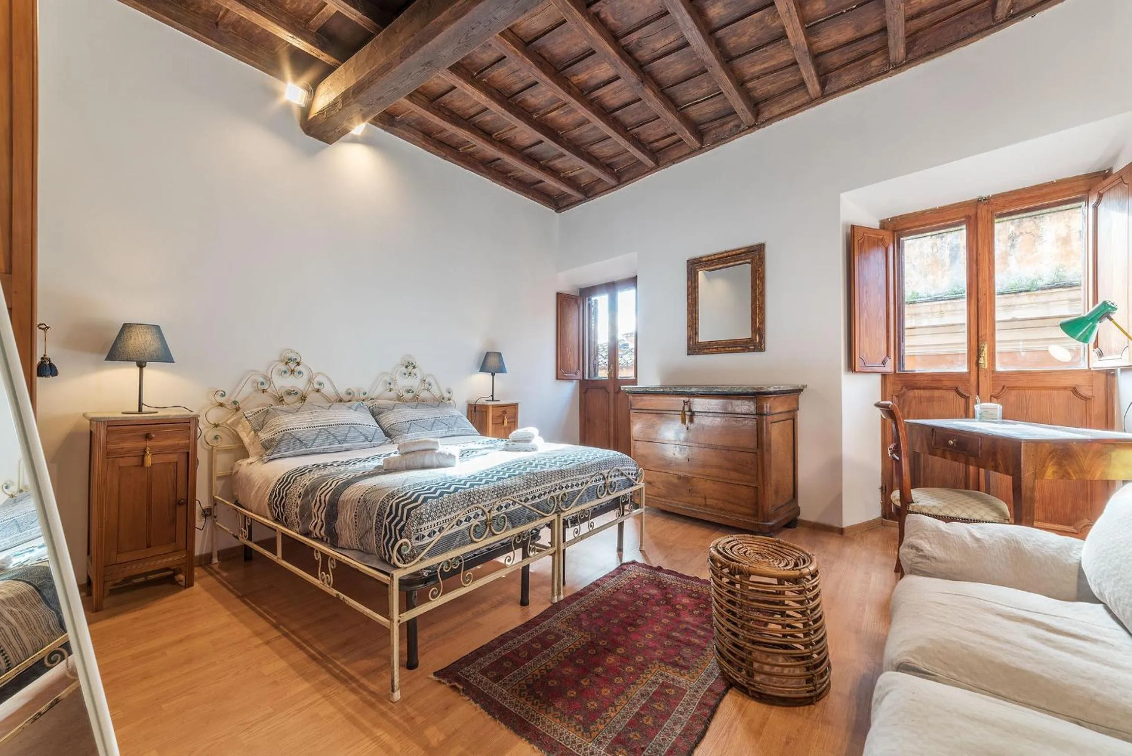Bedroom, Bed in GuestHost - Montecitorio & Pantheon Stylish Flat