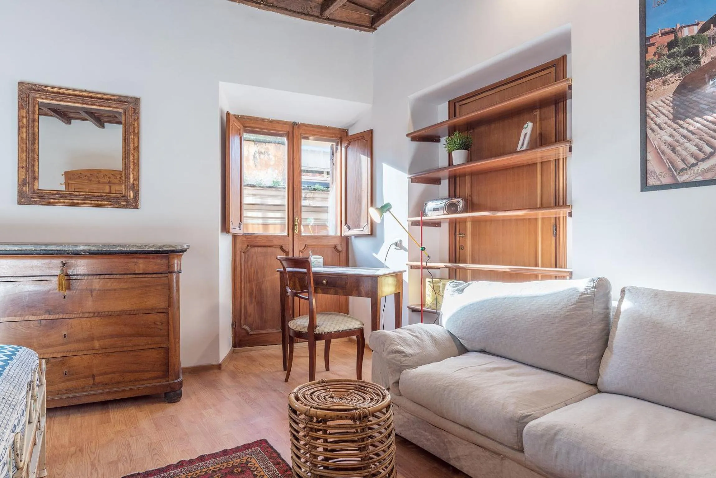 Bedroom in GuestHost - Montecitorio & Pantheon Stylish Flat