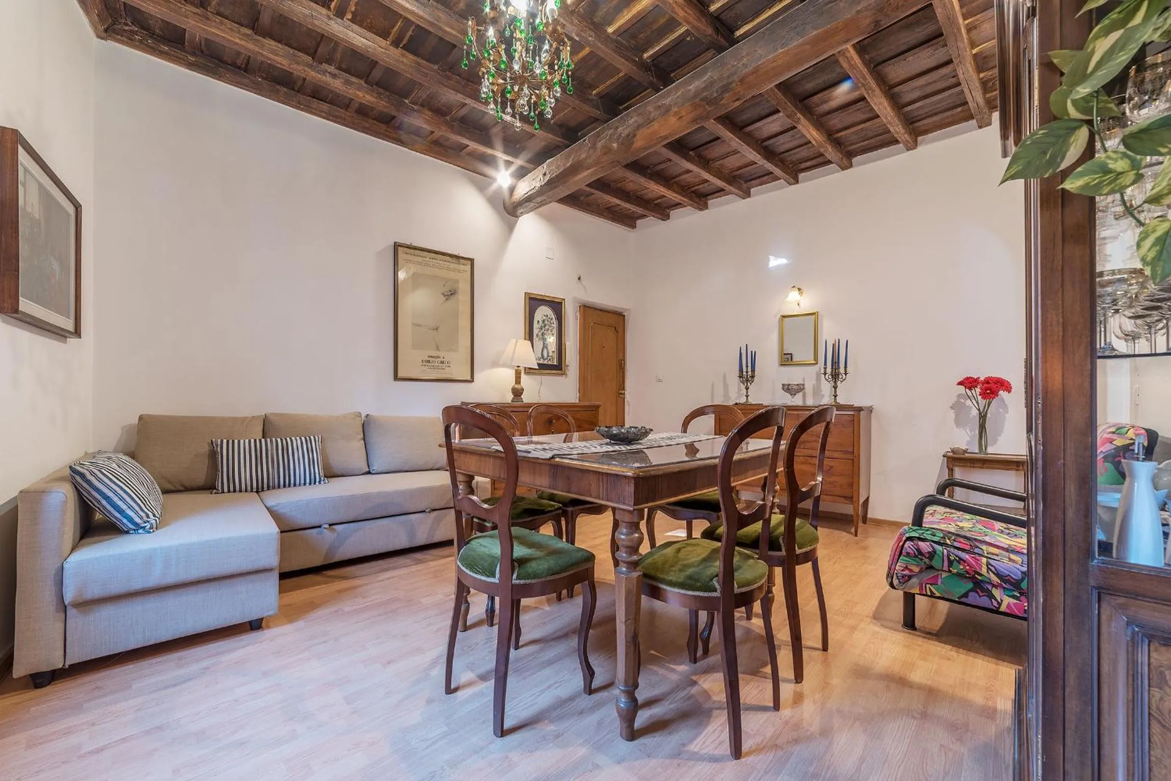Living room in GuestHost - Montecitorio & Pantheon Stylish Flat