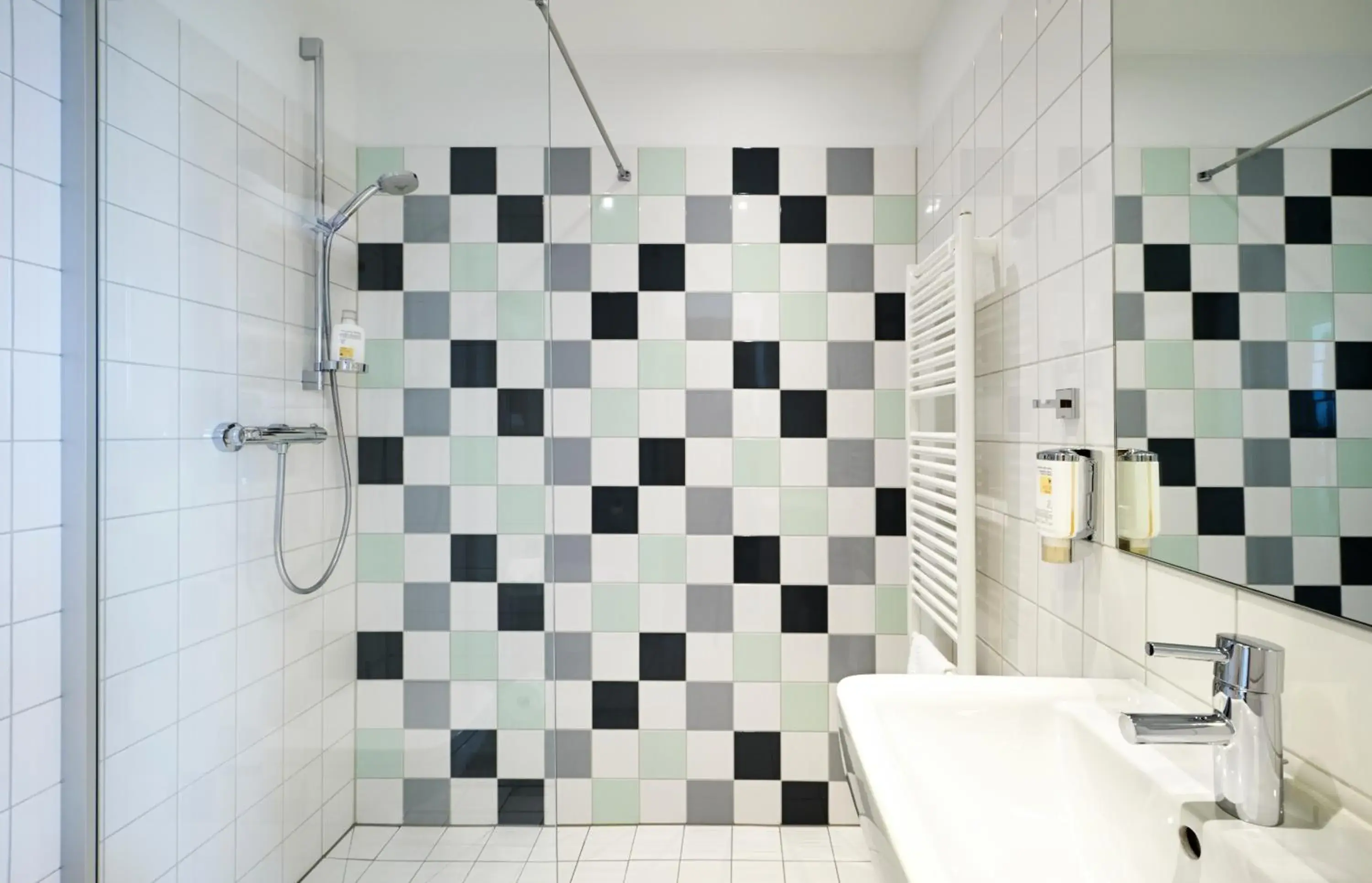 Double Room - single occupancy in Im-Jaich Hotel Bremerhaven Double Room - single occupancy in Im-Jaich Hotel Bremerhaven
