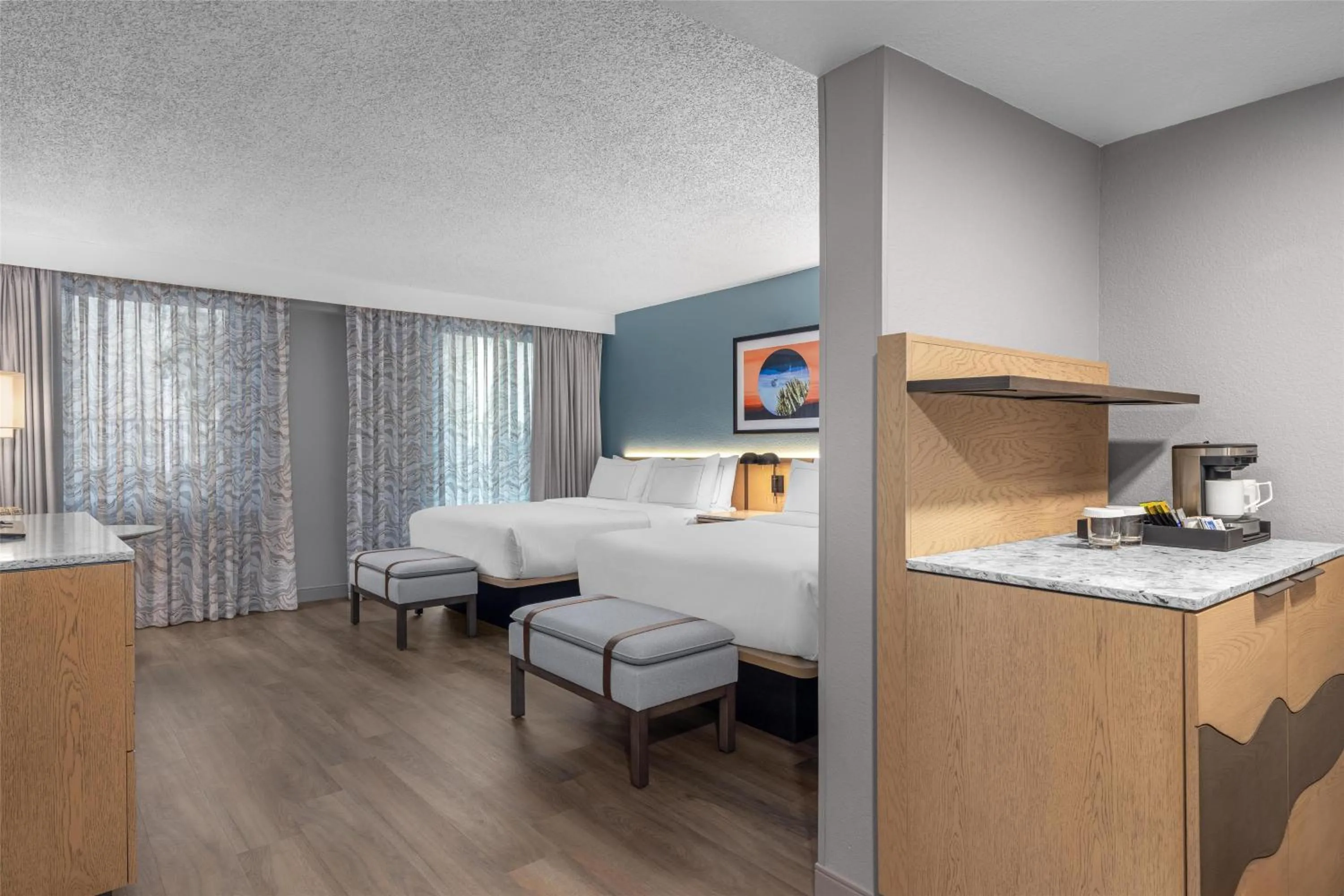 Bed in DoubleTree by Hilton Phoenix Midtown