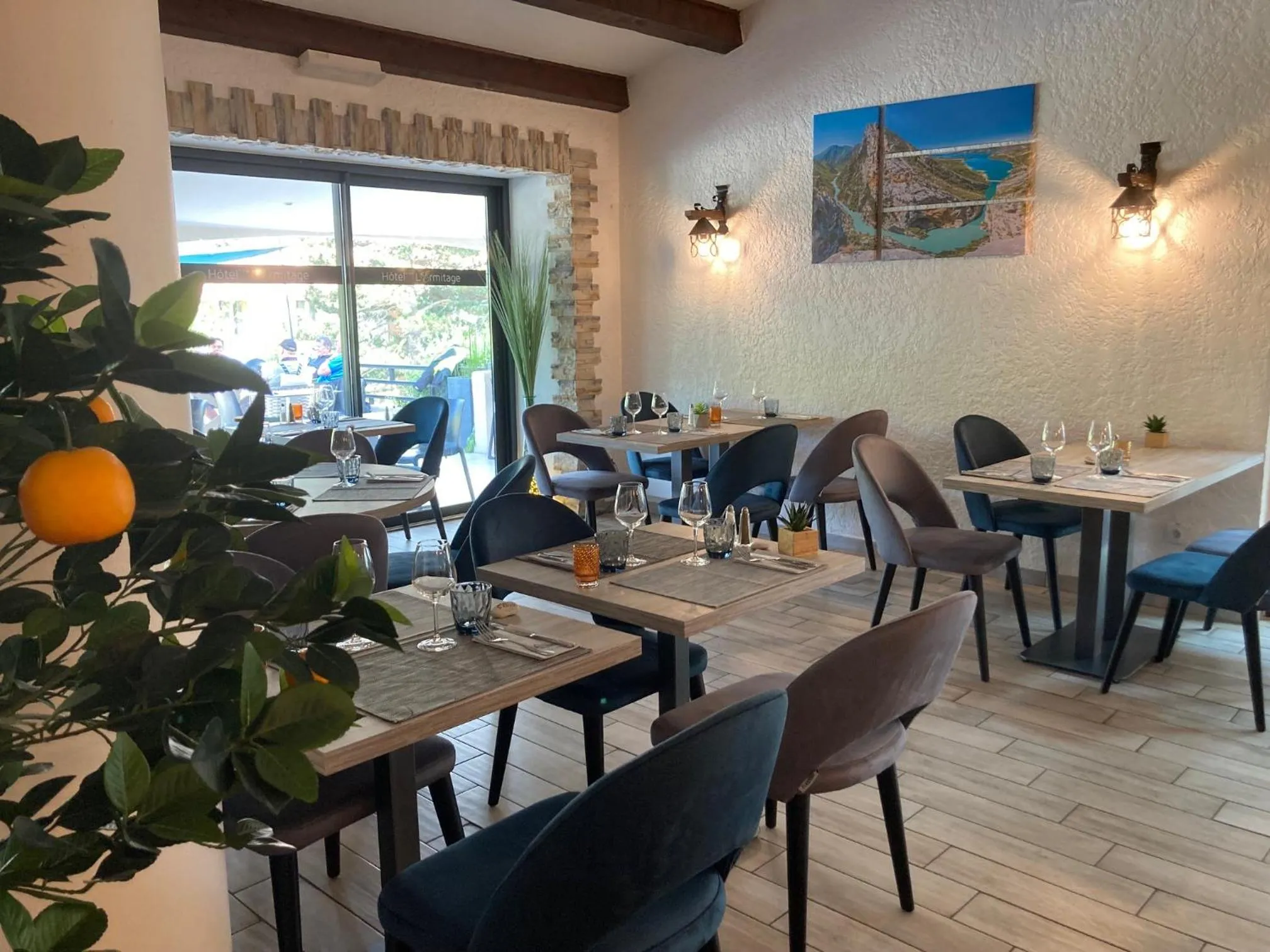 Restaurant/places to eat in Hôtel Spa L'Ermitage