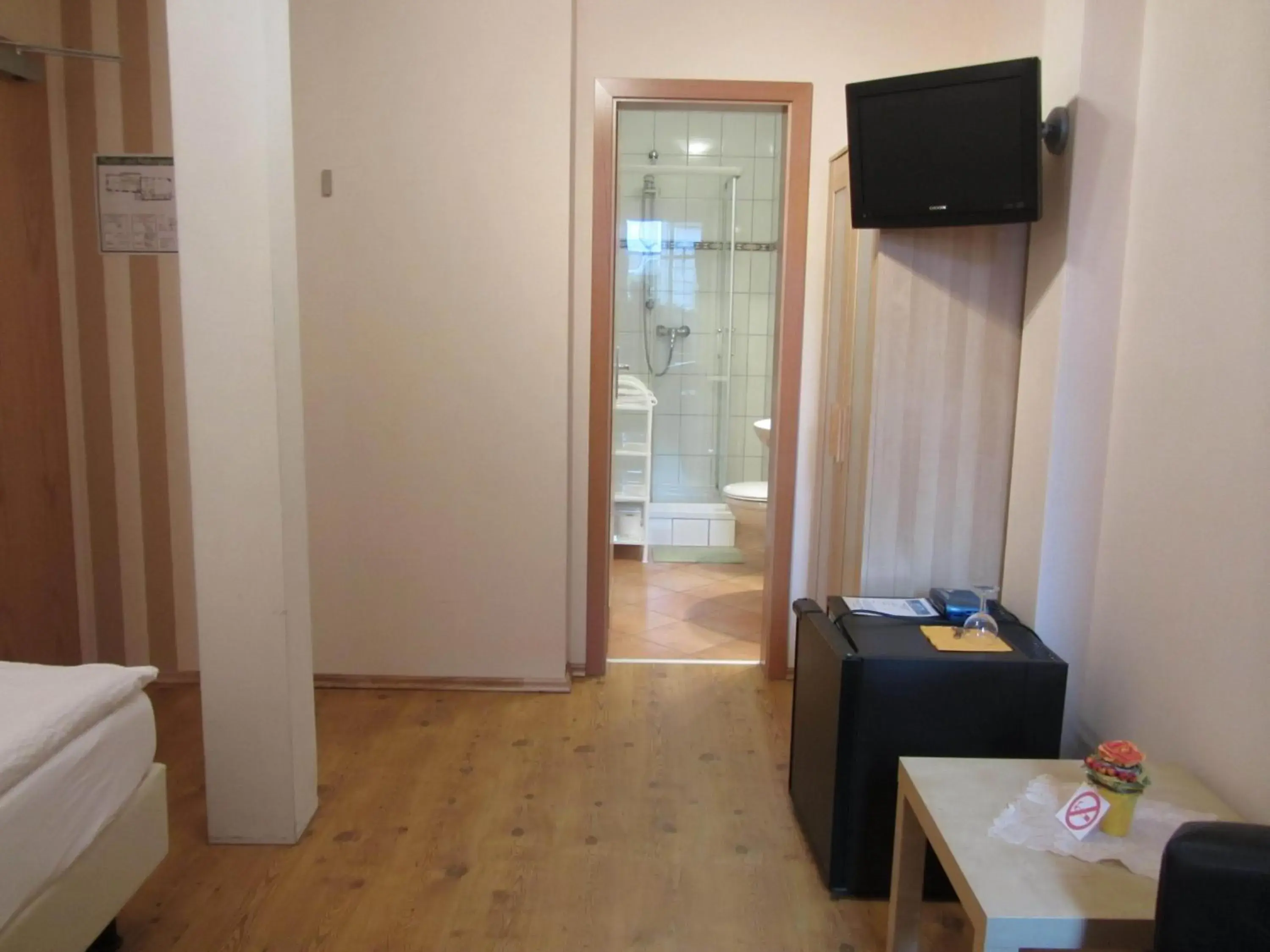 Single Room in Pension Am Ozeaneum Single Room in Pension Am Ozeaneum