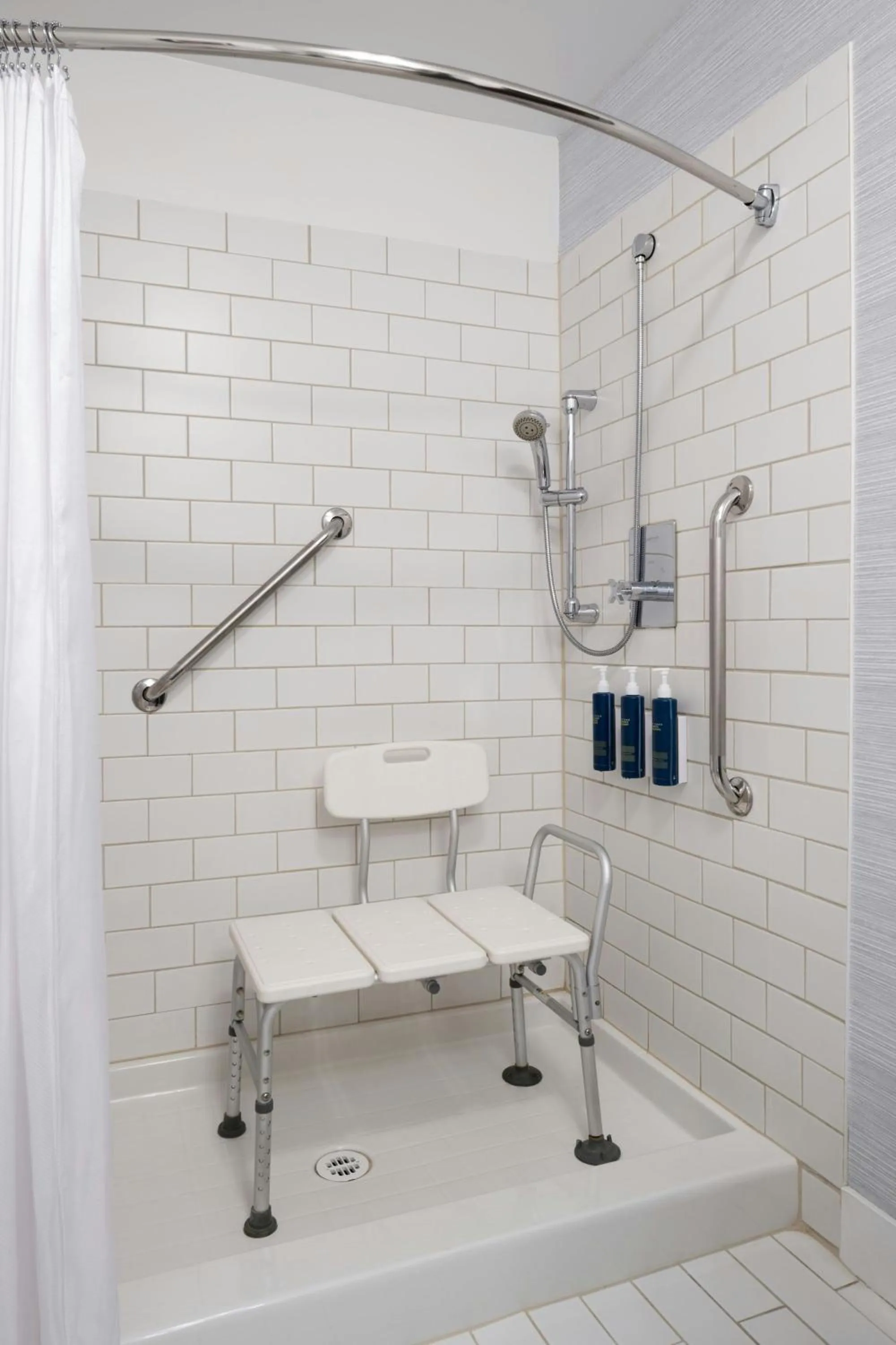 Bathroom in Four Points by Sheraton Victoria Gateway