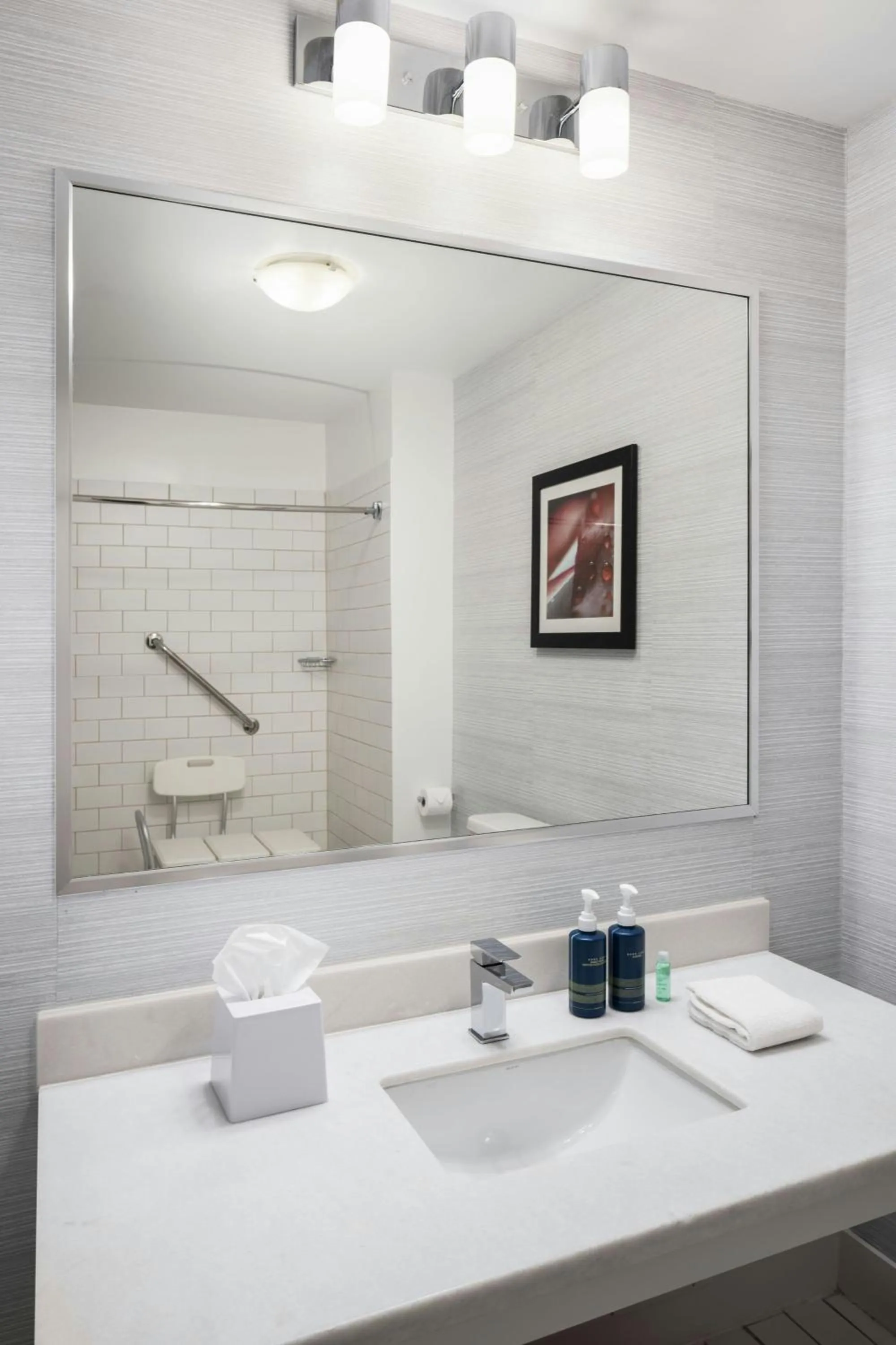 Bathroom in Four Points by Sheraton Victoria Gateway