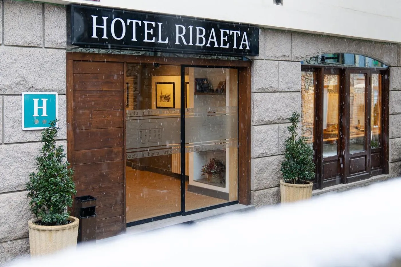Lobby or reception in Hotel Ribaeta