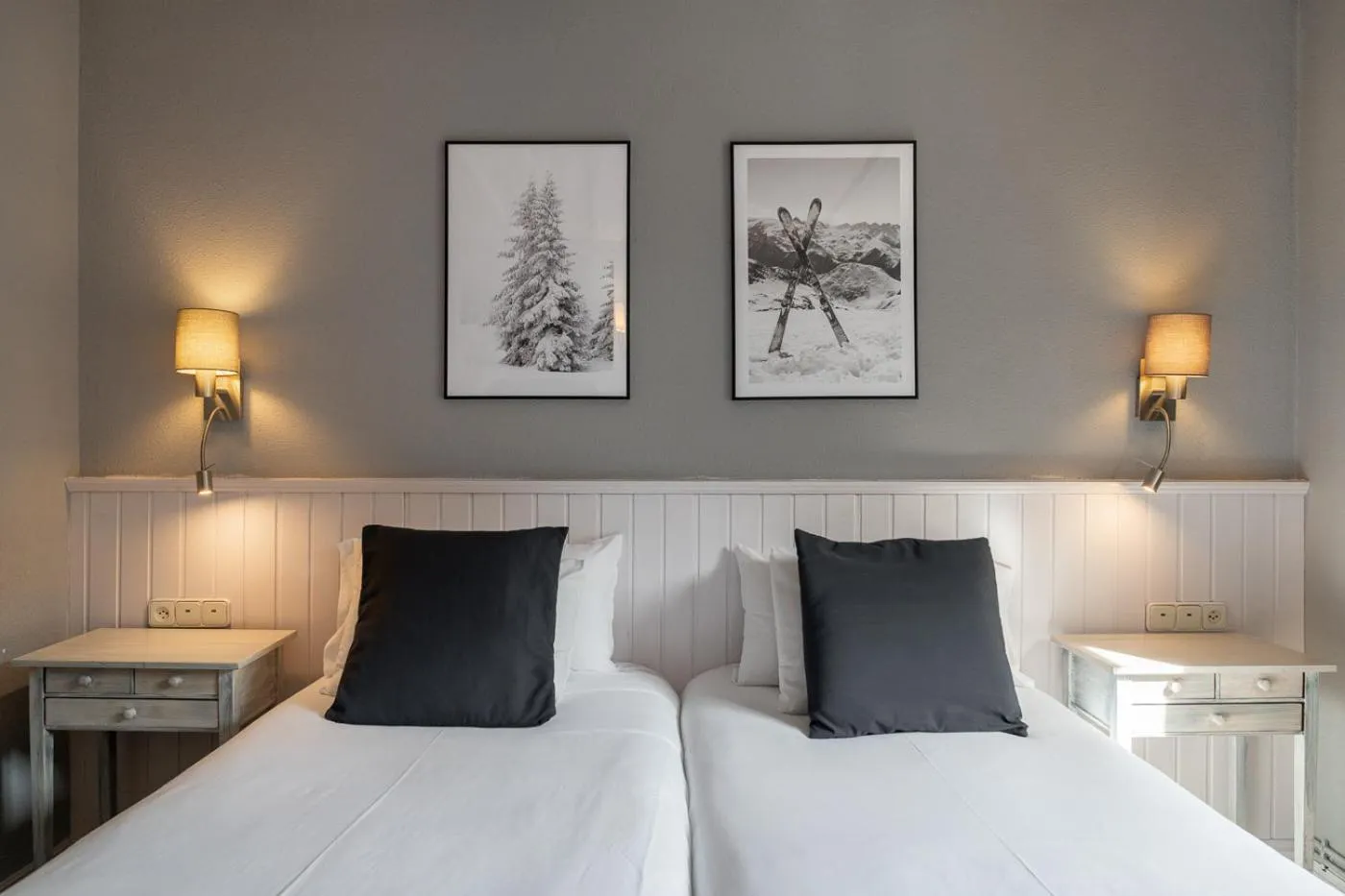 Bed in Hotel Ribaeta