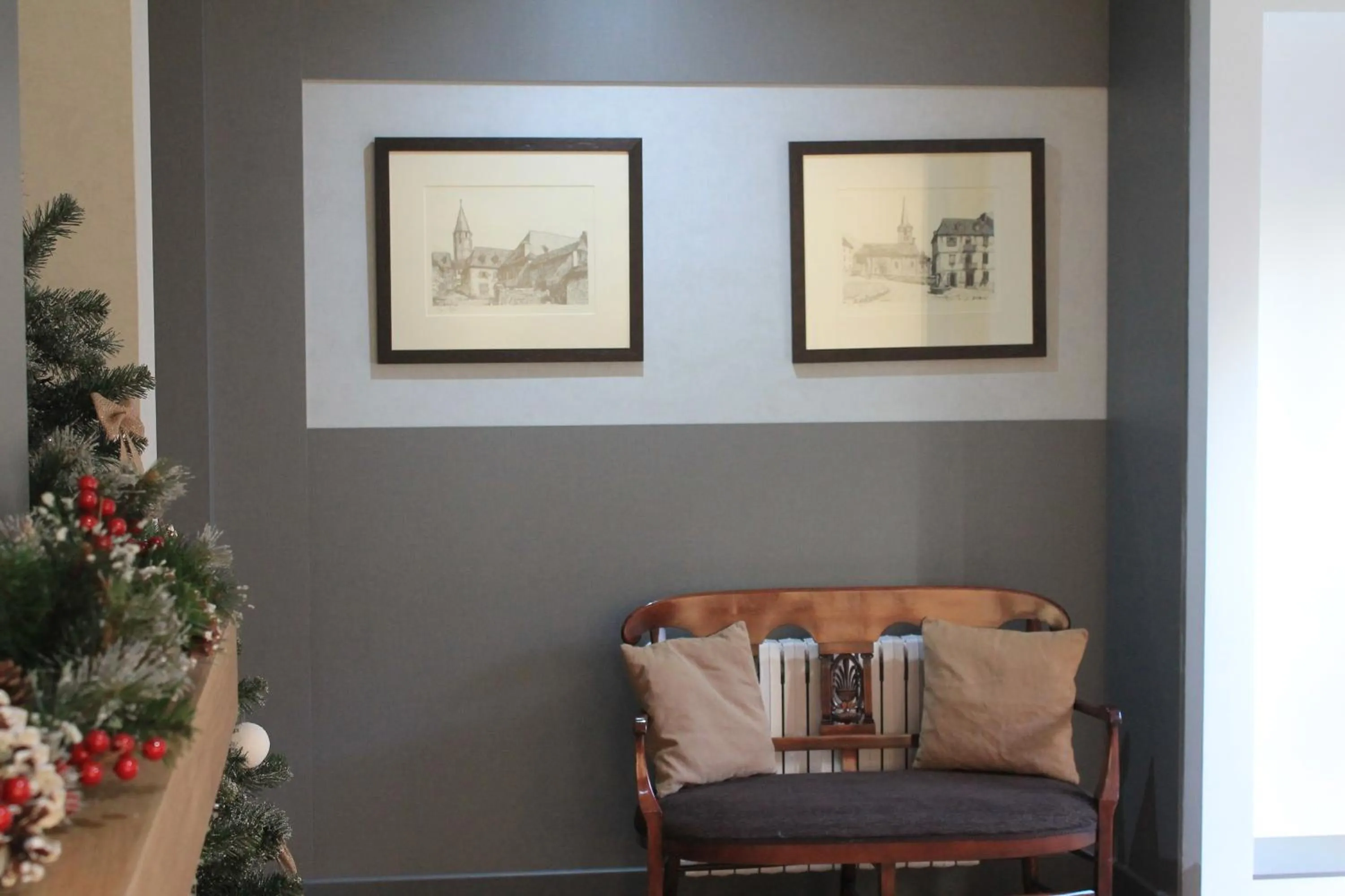 Property building in Hotel Ribaeta