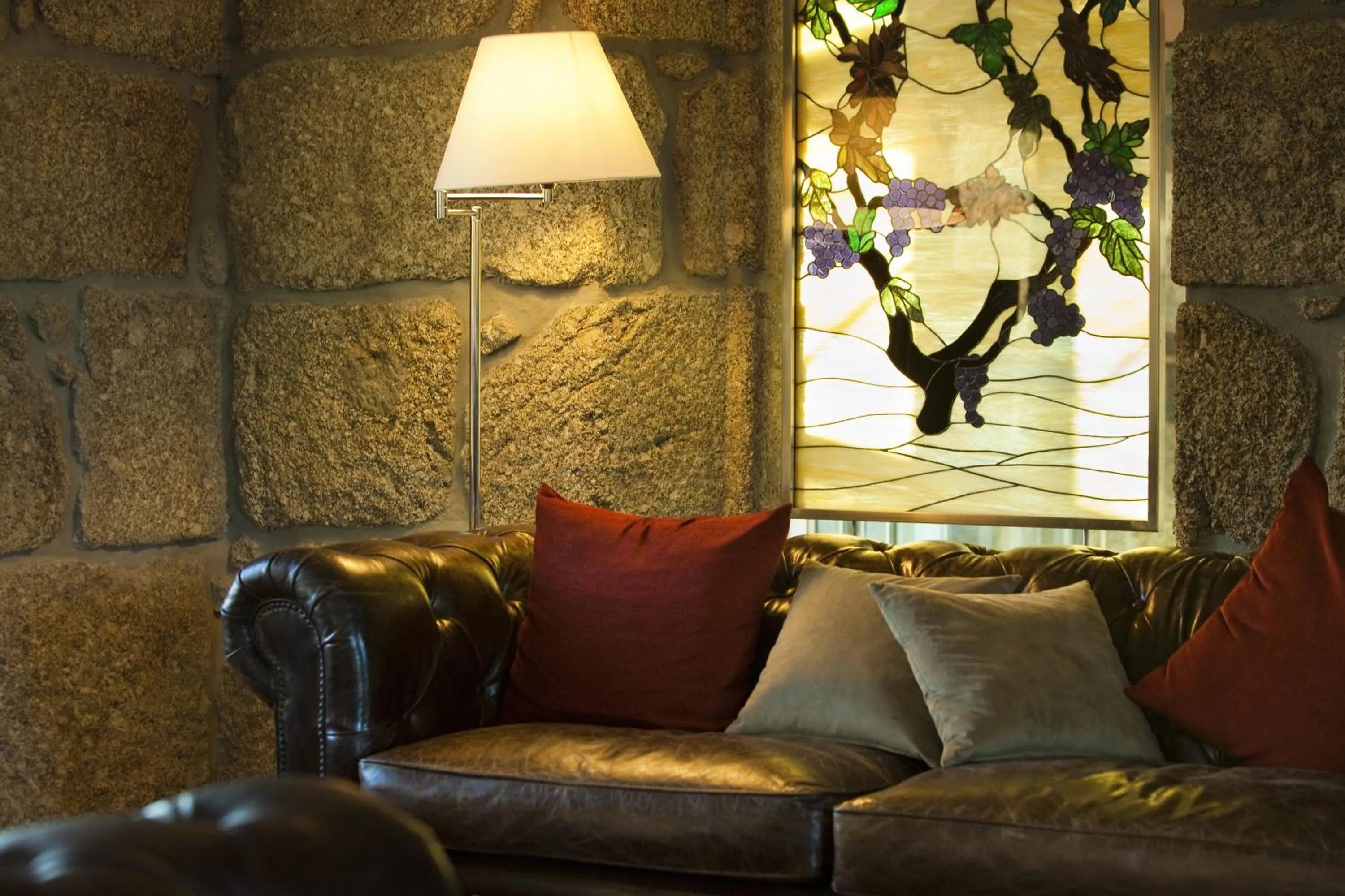 Communal lounge/ TV room in Madre de Água Hotel Rural de Charme