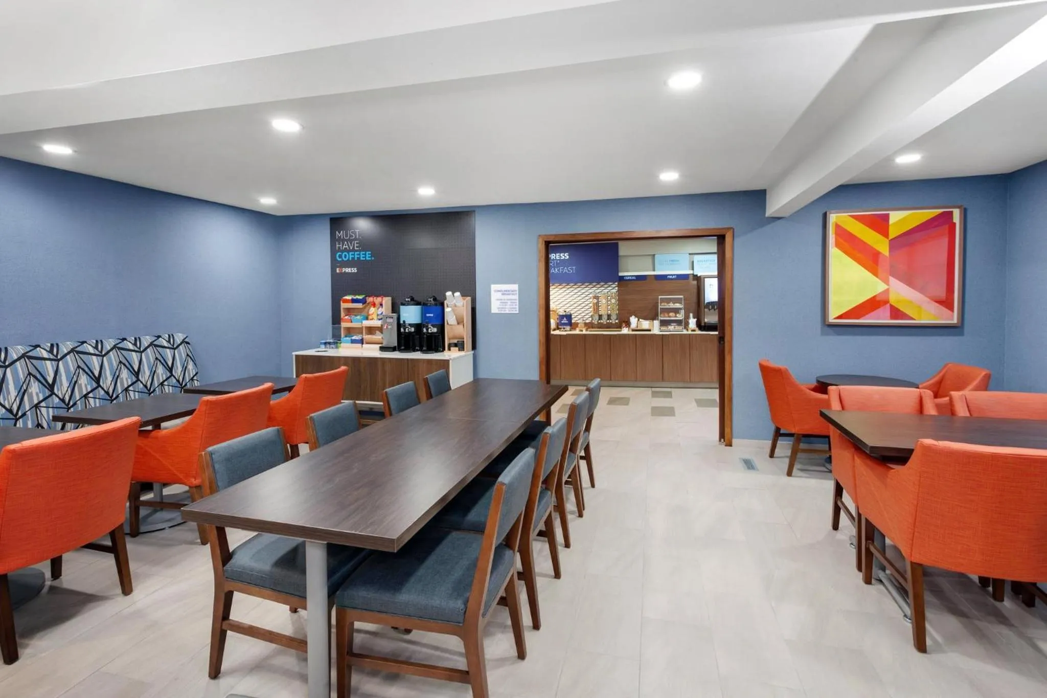 Breakfast in Holiday Inn Express & Suites Port Washington by IHG