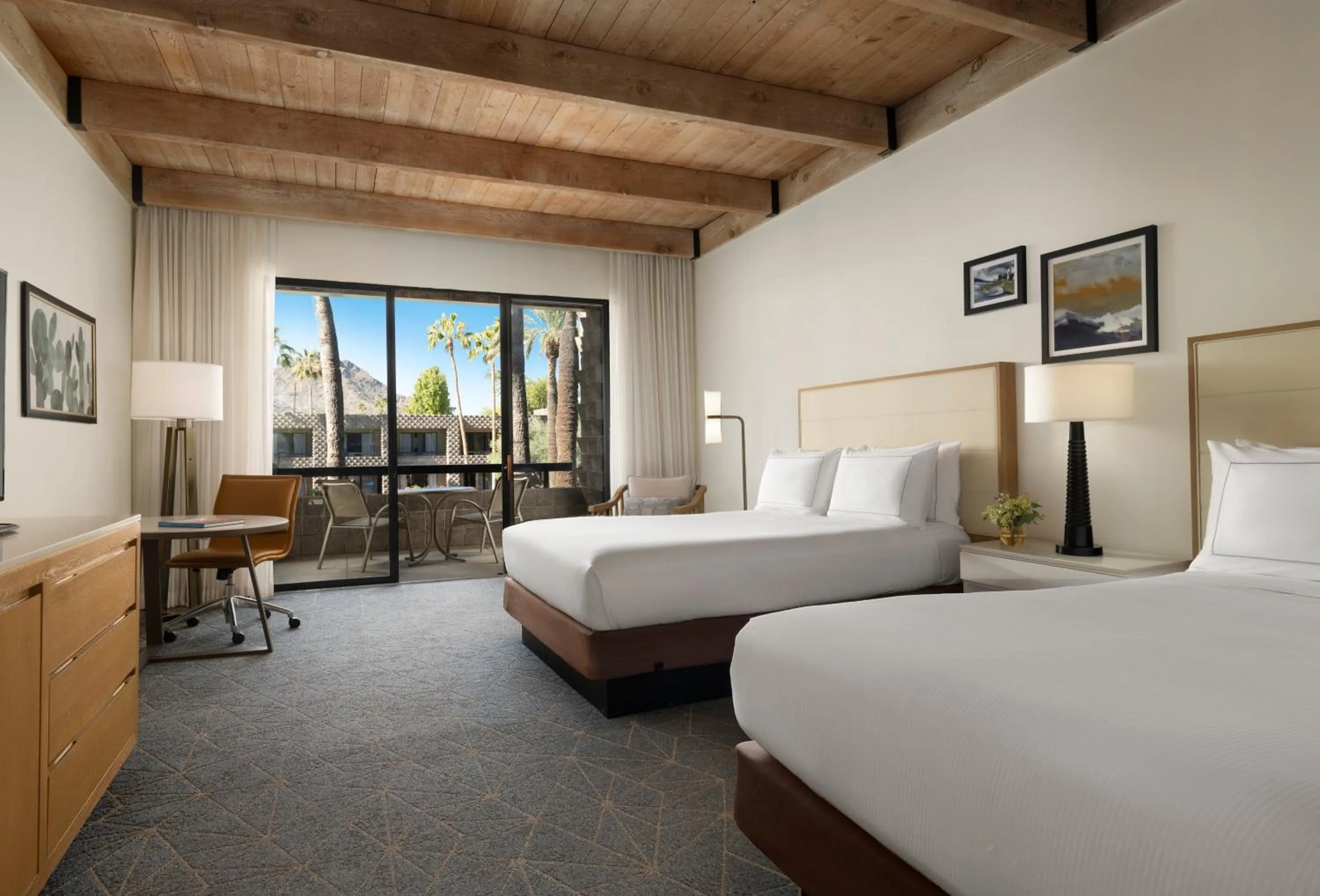 Bedroom, Bed in DoubleTree by Hilton Paradise Valley Resort Scottsdale