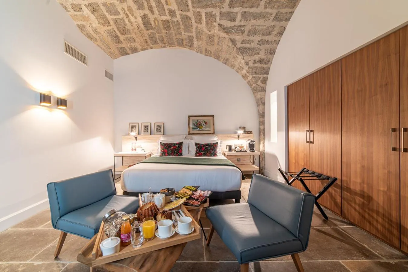 Bed in Les Chambres du Prieuré