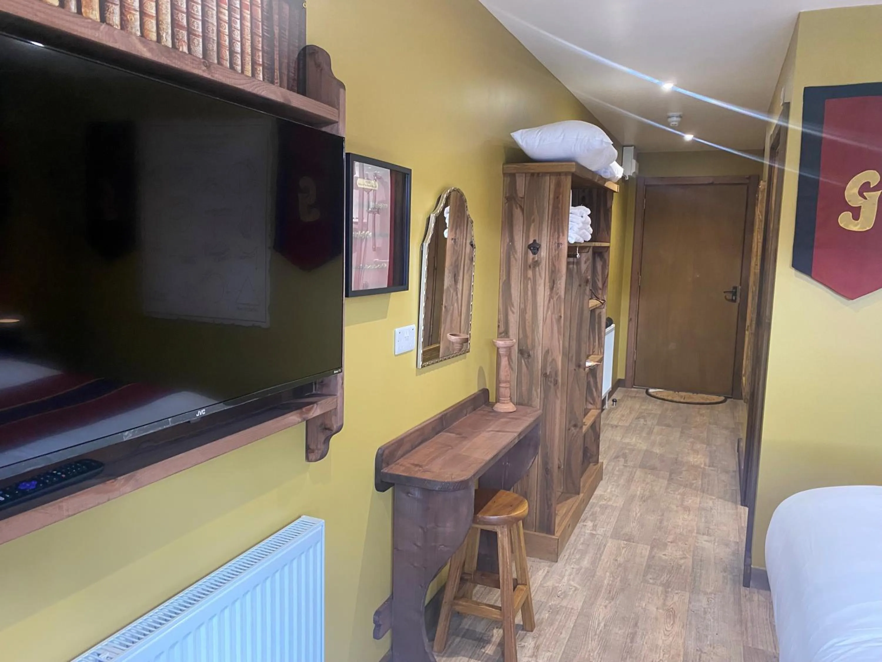 Bedroom in The Gulliver's Hotel