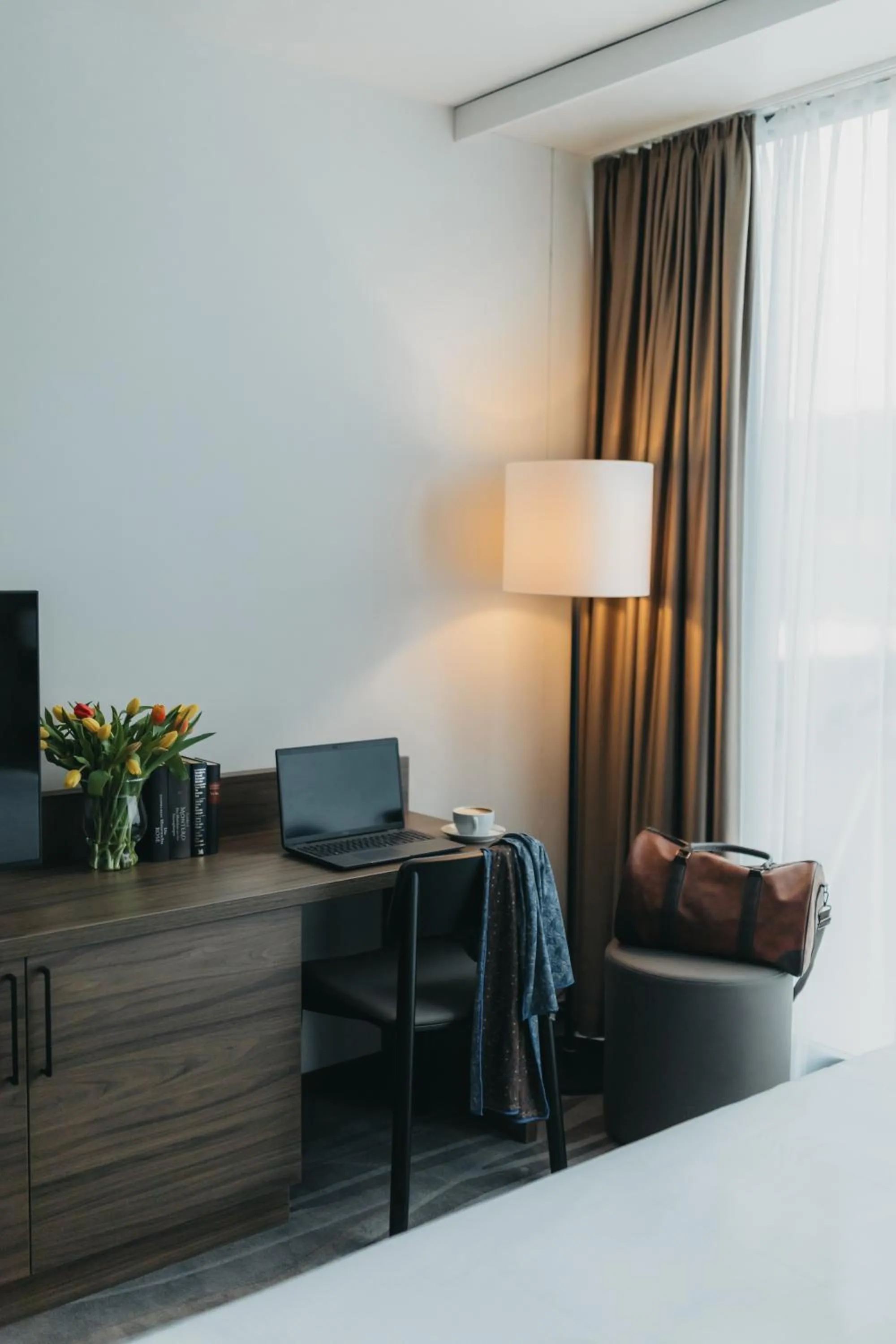 Bed in IIP Apartments - Self Check-In