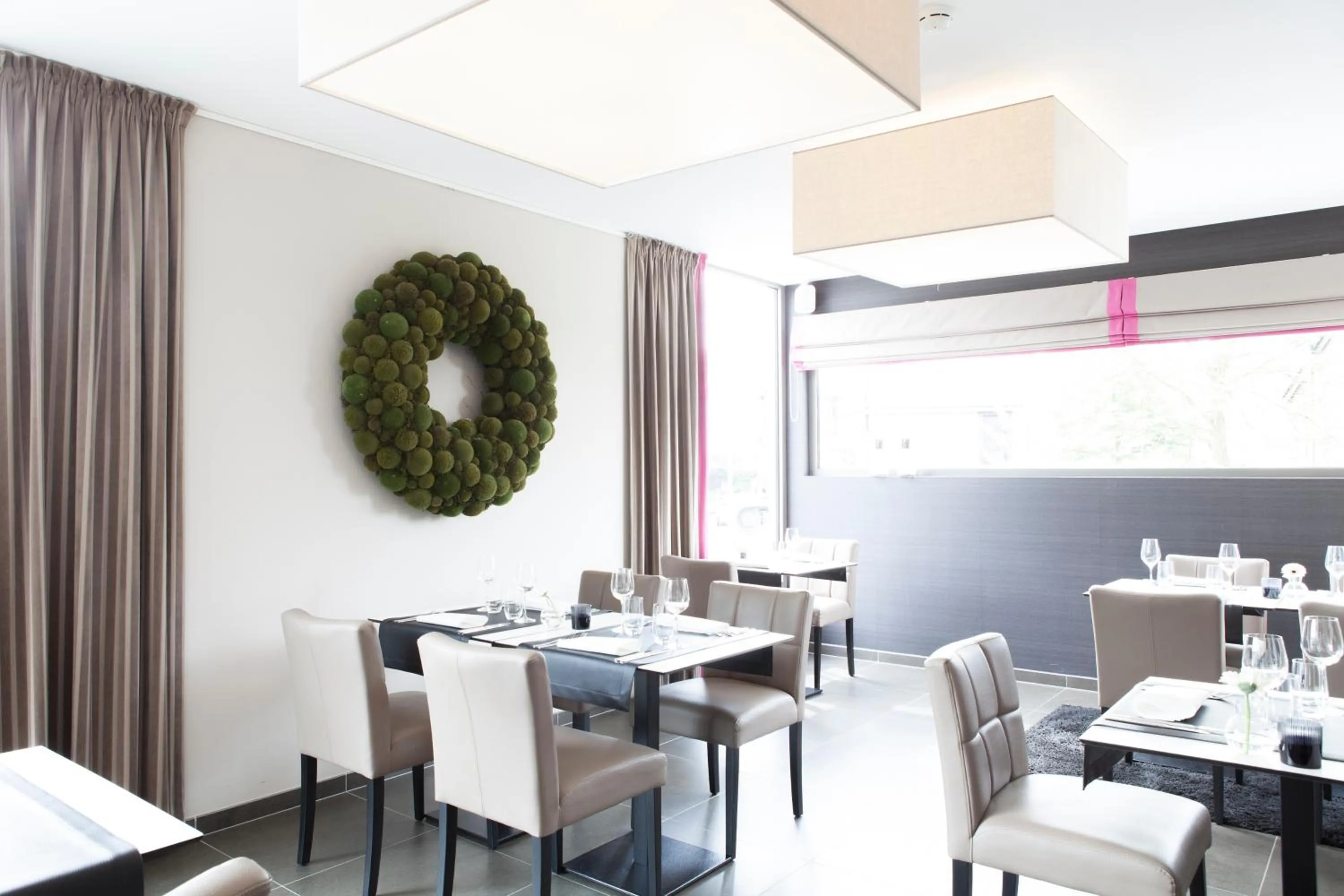 Restaurant/places to eat in Durbuy Ô Restaurant Hotel