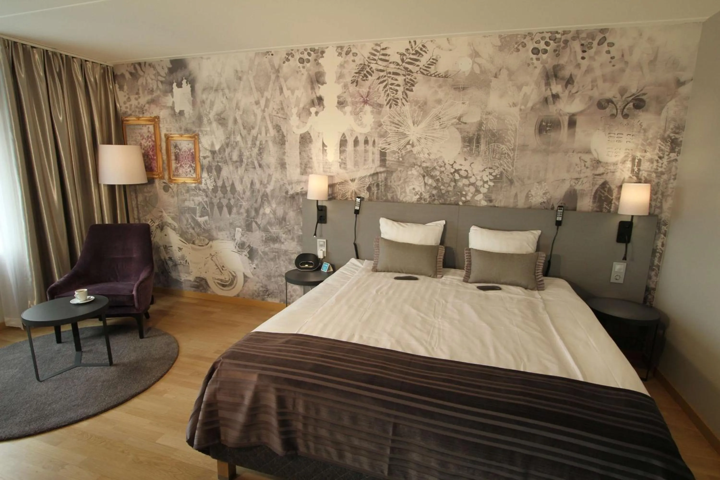 Photo of the whole room, Bed in Scandic Triangeln