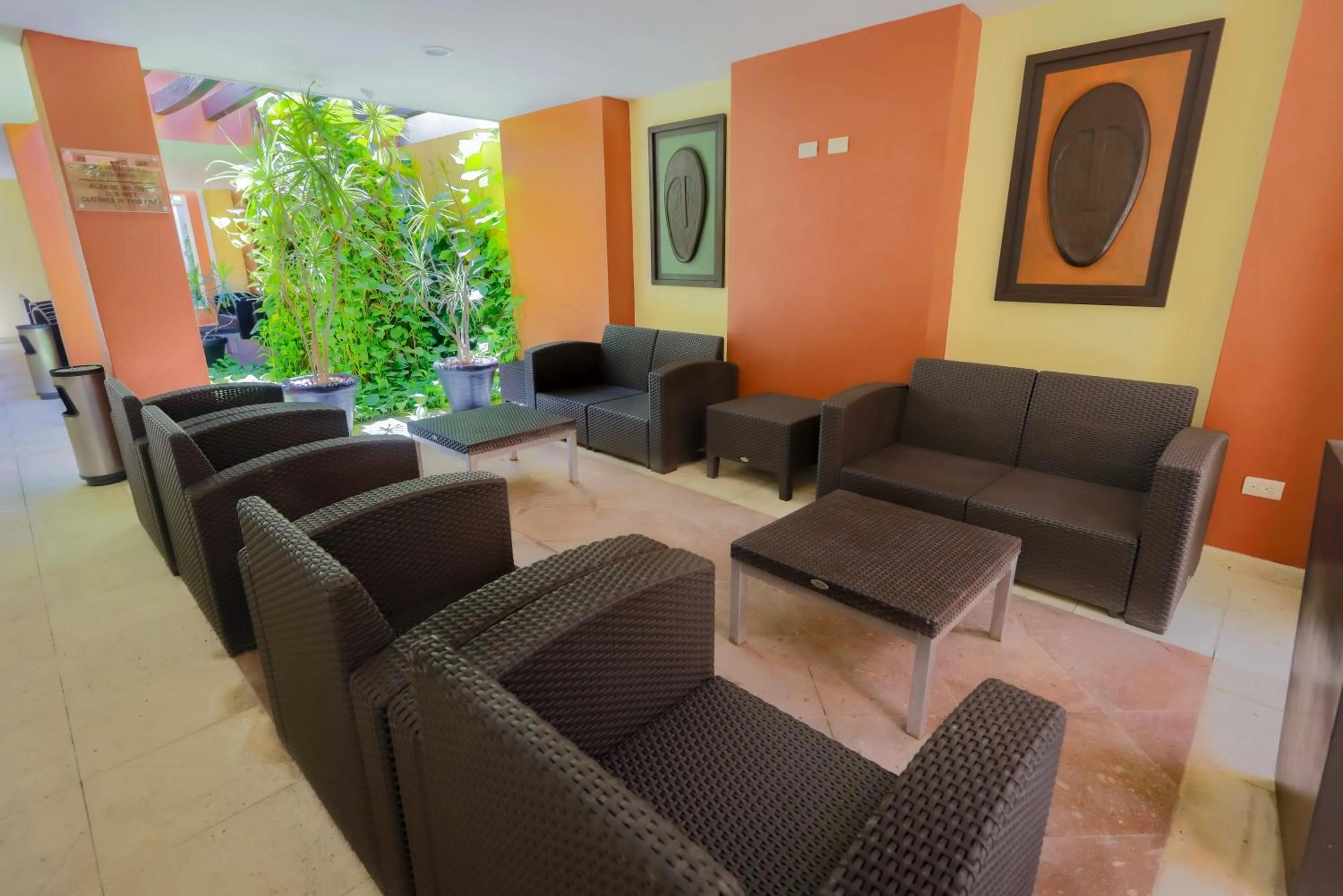 Living room in Best Western Hotel Posada Freeman Zona Dorada