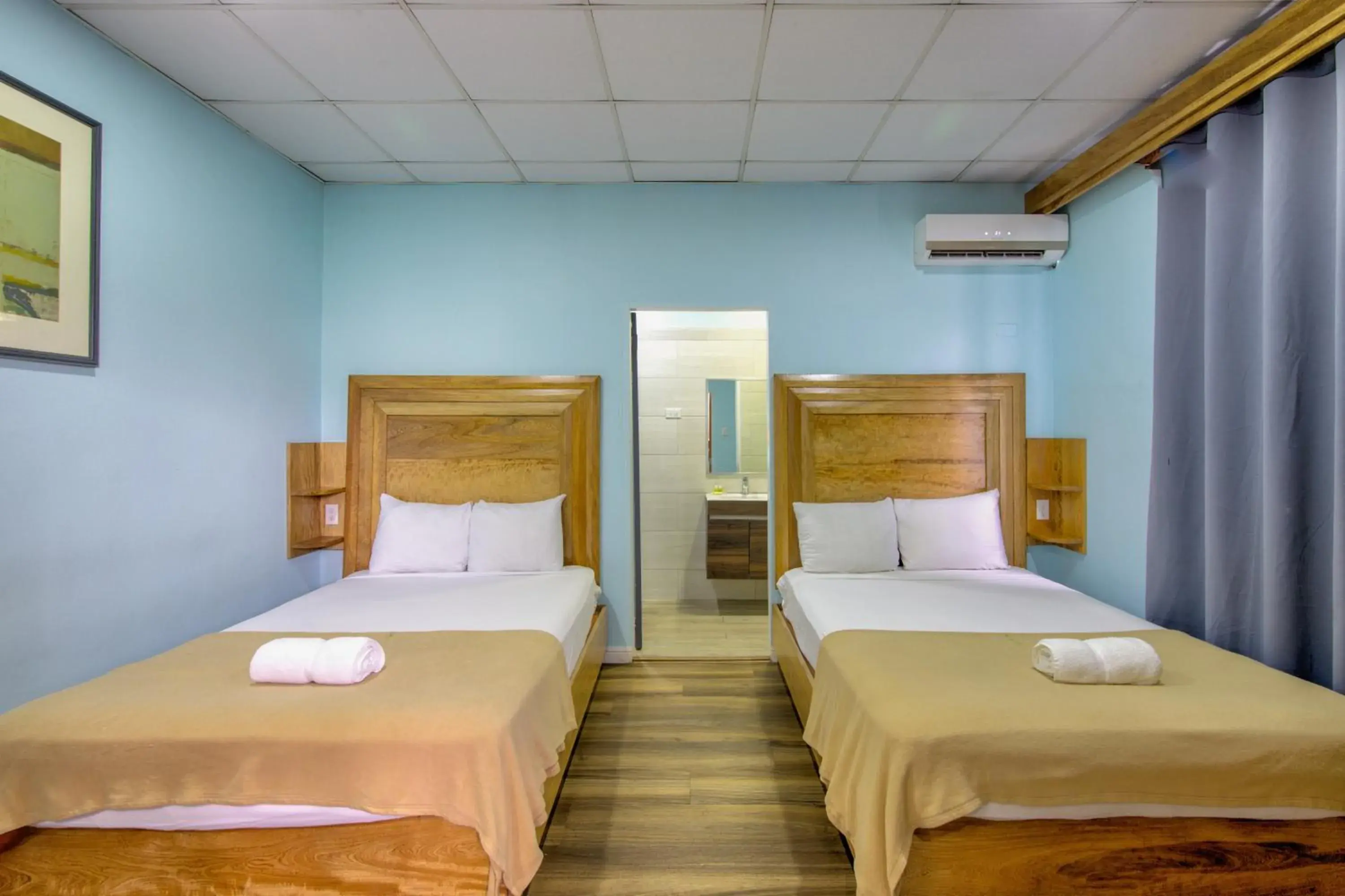 Double Room with Two Double Beds in Airport Suites Hotel Double Room with Two Double Beds in Airport Suites Hotel
