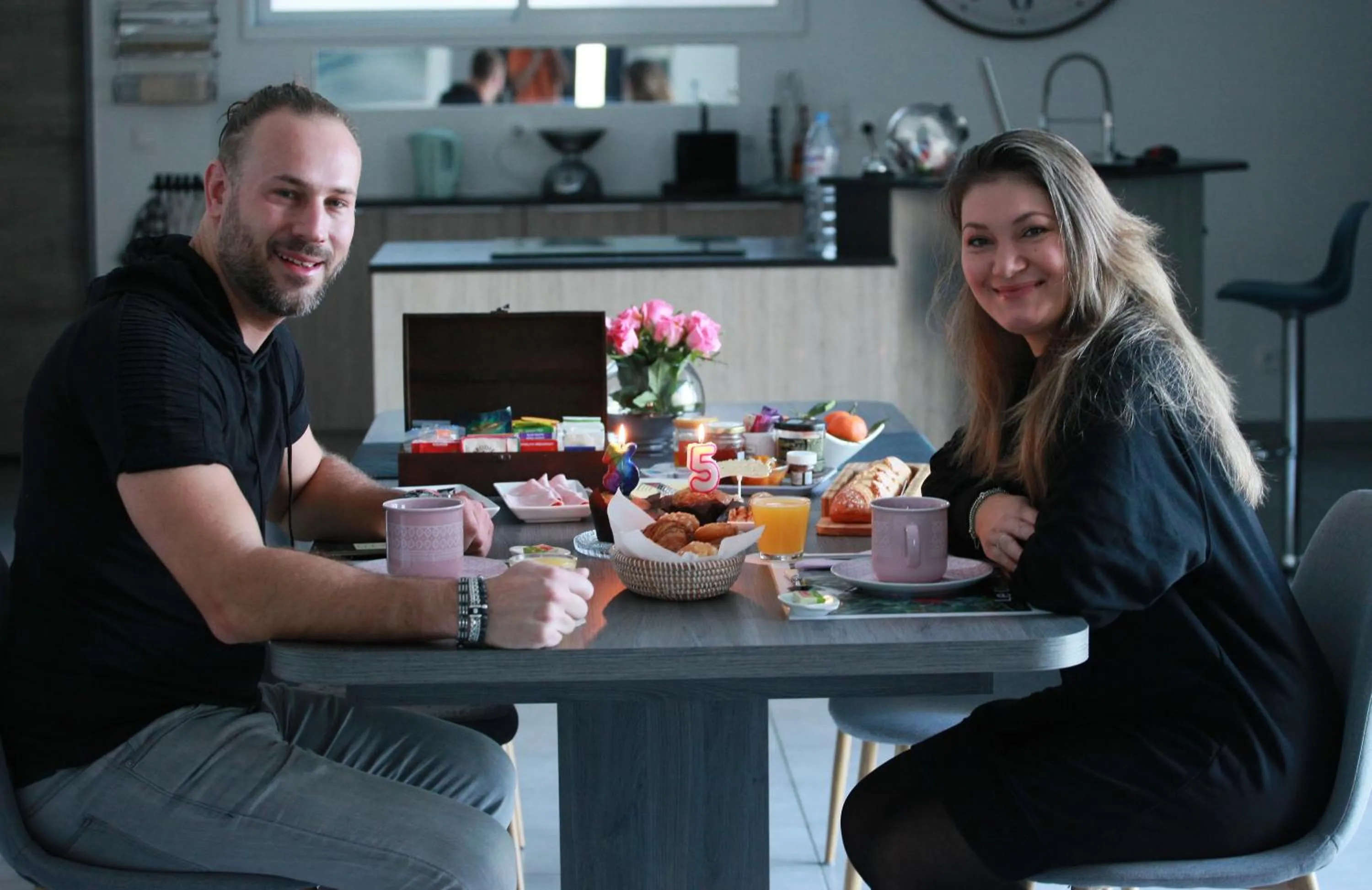 Continental breakfast in le chat botté77