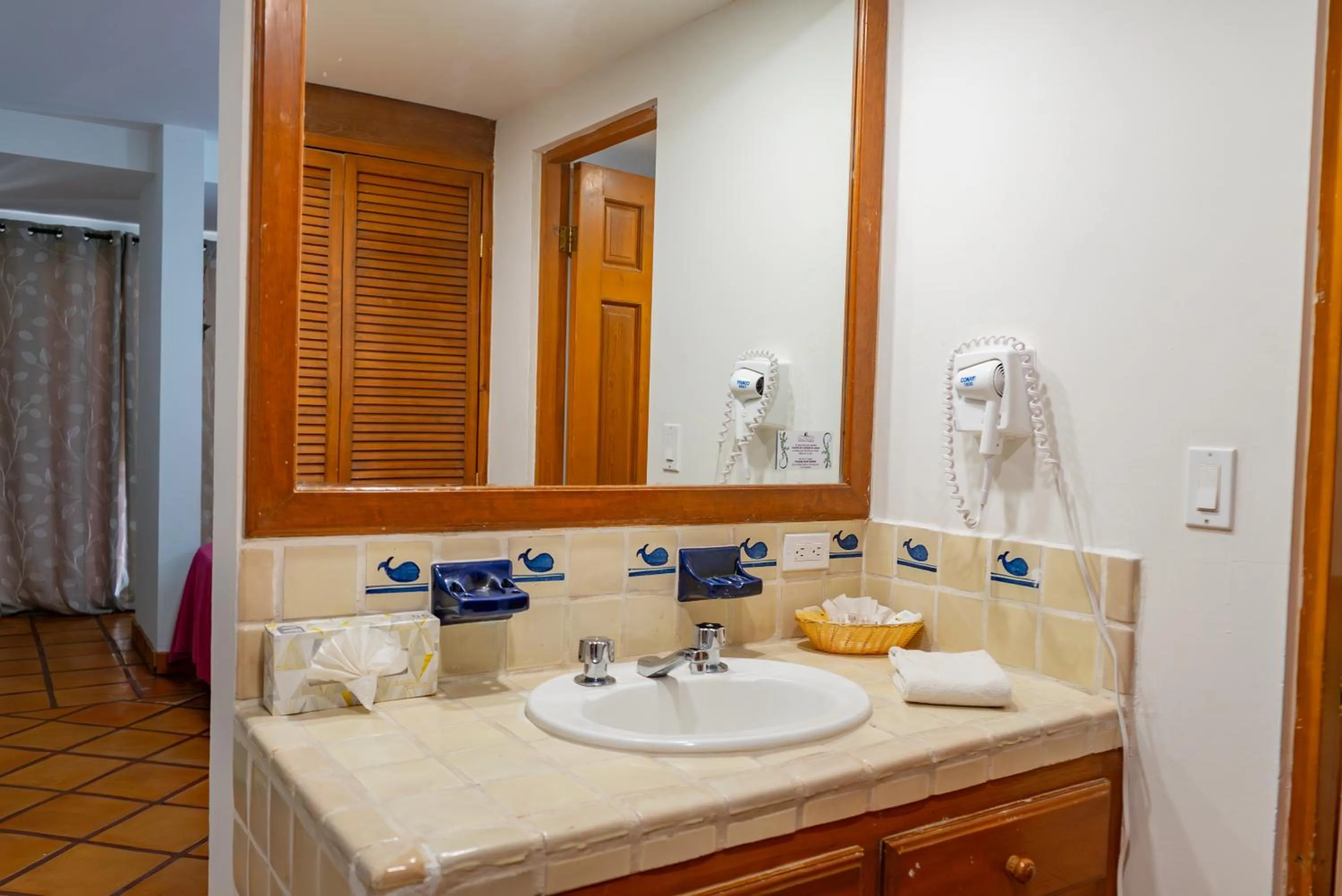 Bathroom in La Concha Beach Hotel & Club