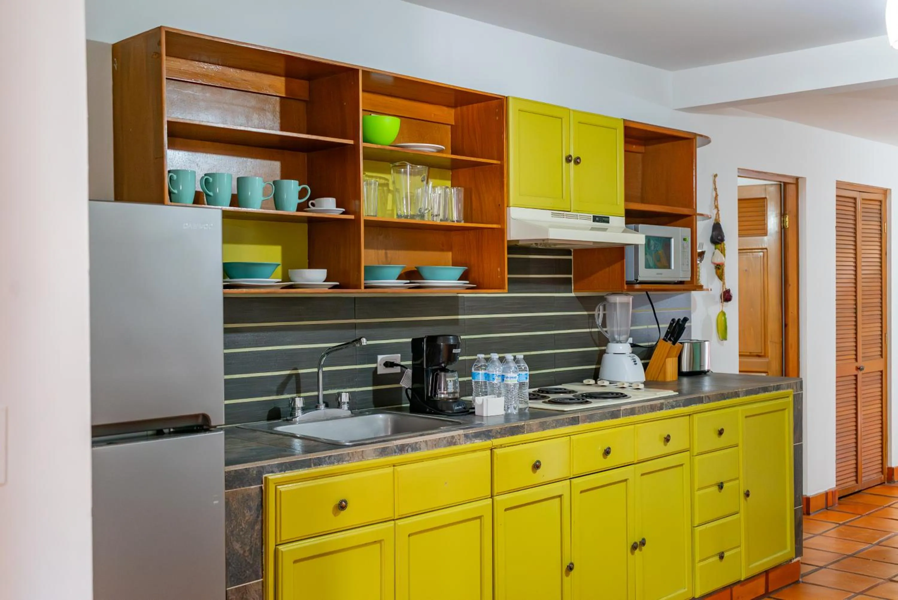 Kitchen or kitchenette in La Concha Beach Hotel & Club