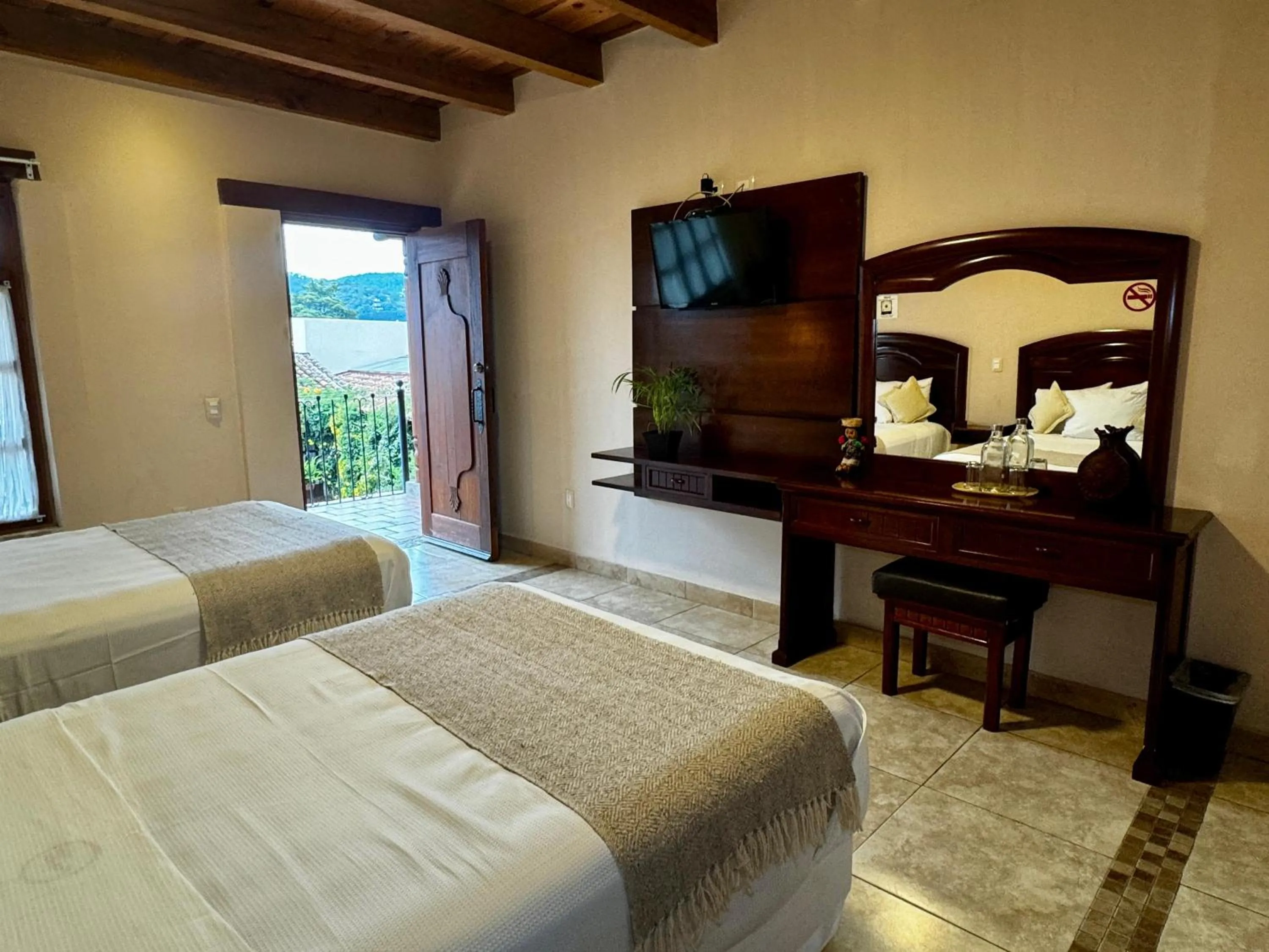Photo of the whole room, Bed in Parador Margarita