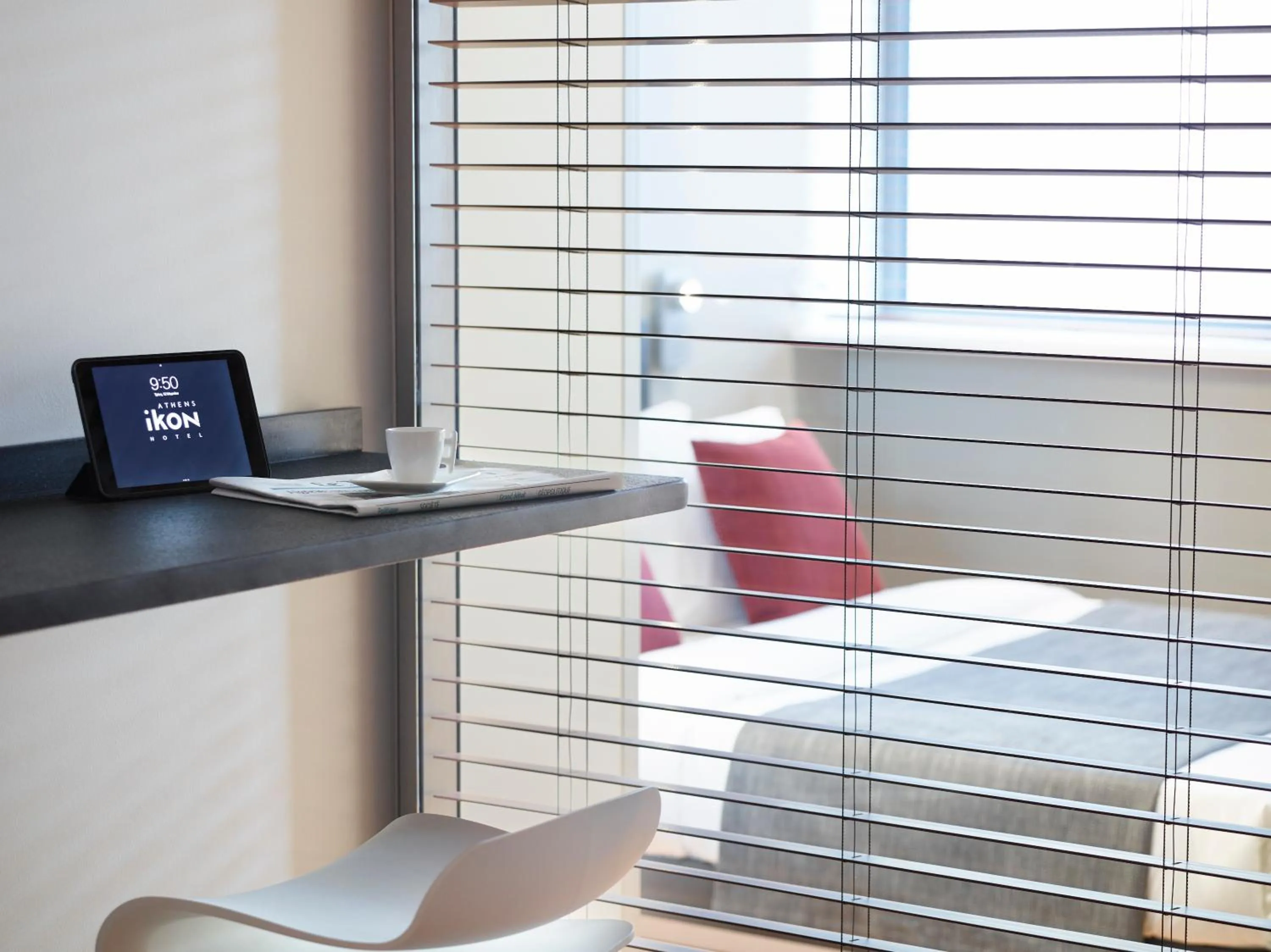 Business facilities in Athens Ikon