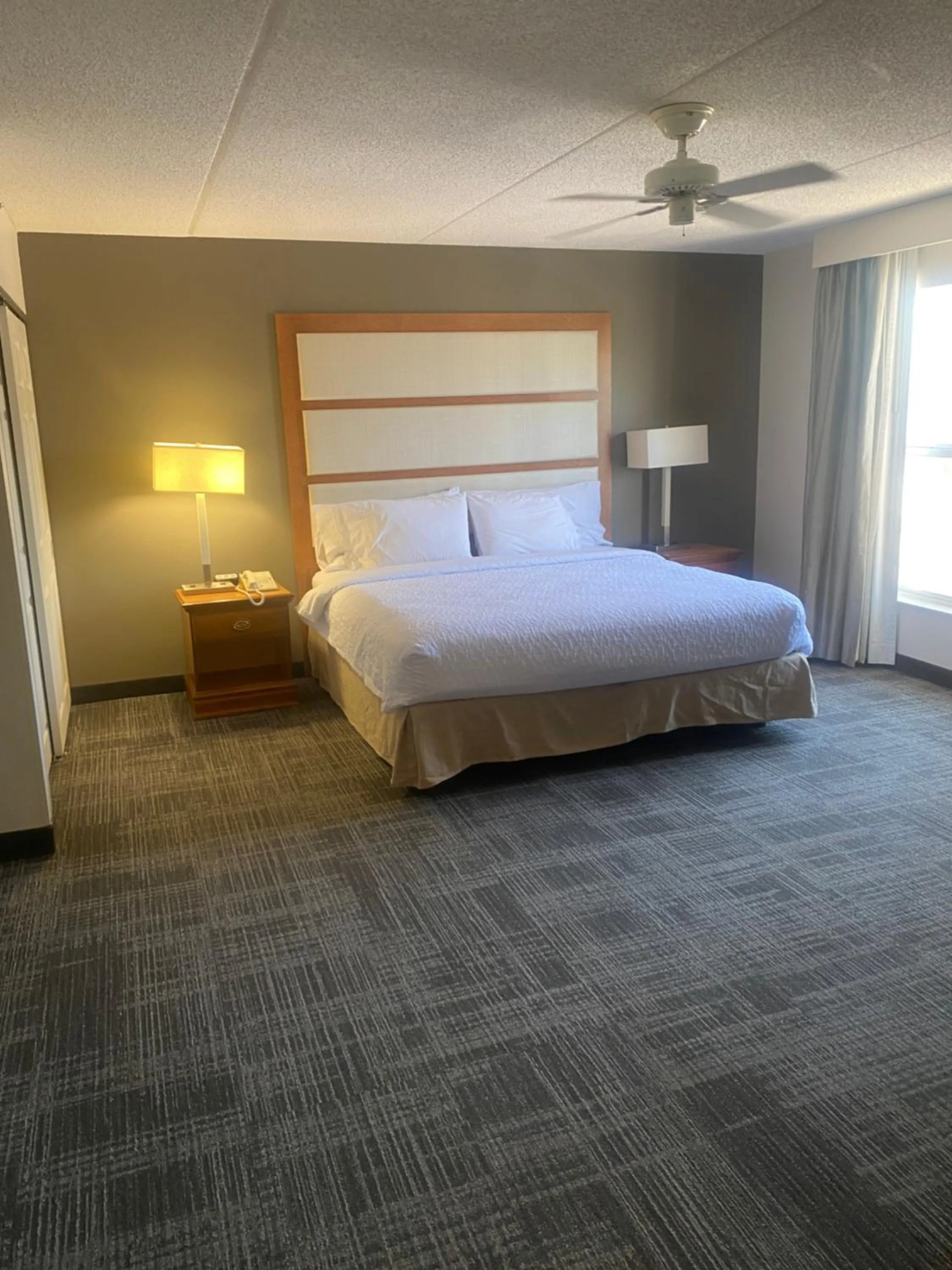 Bedroom in MainStay Suites Phoenix North