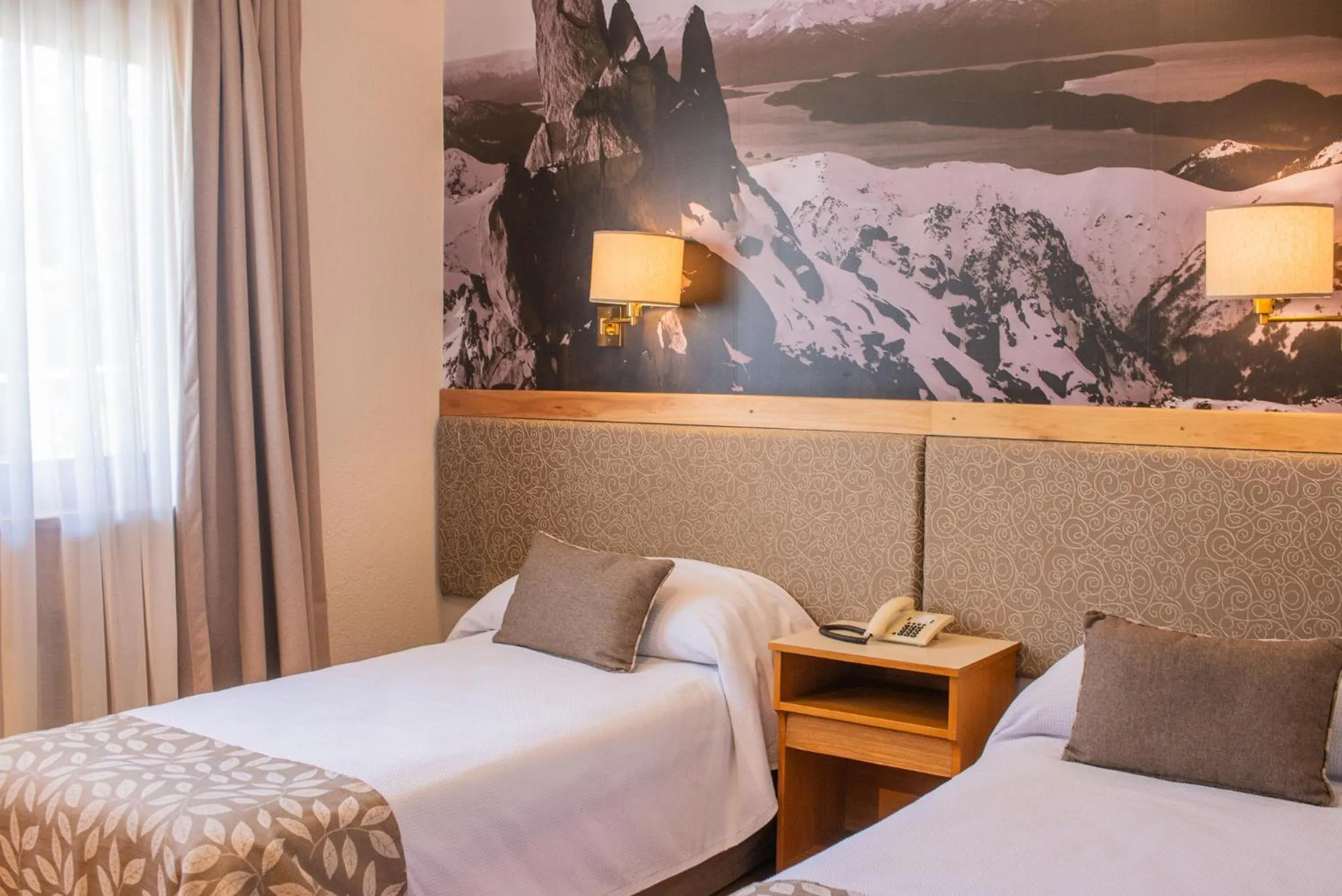 Bedroom, Bed in Hotel Tres Reyes