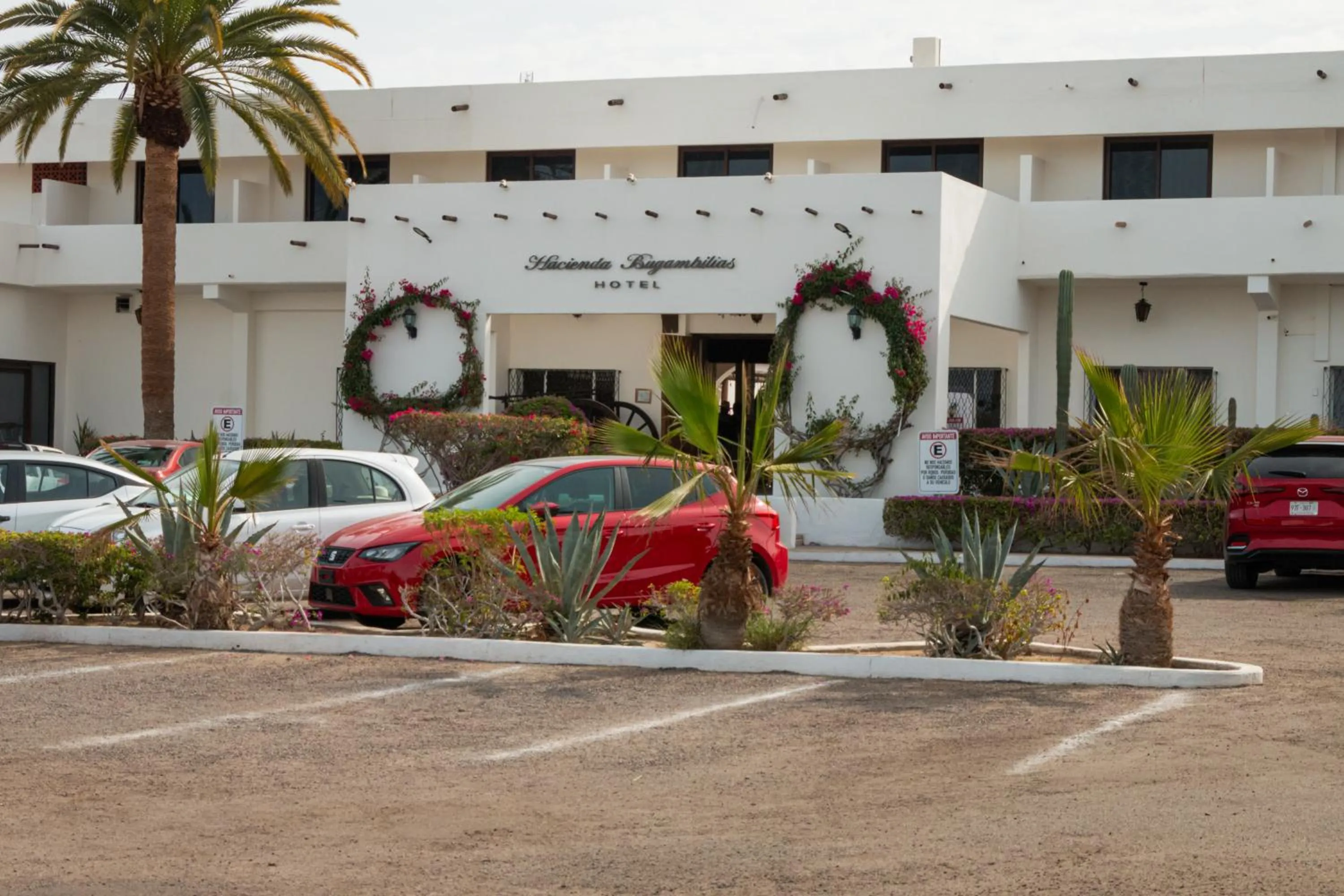 Property building in Hotel Hacienda Bugambilias La Paz