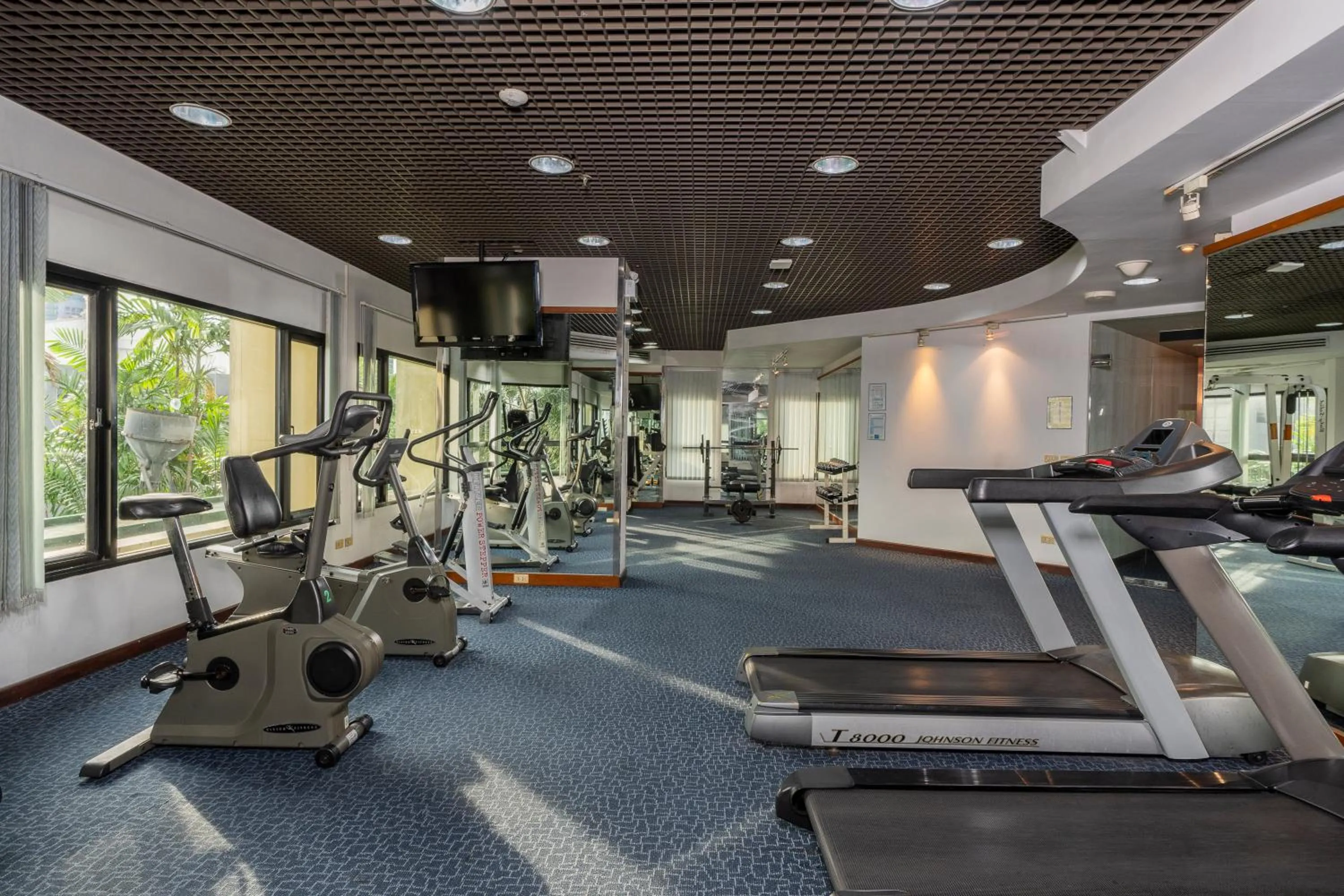 Fitness centre/facilities in Grand Diamond Suites Hotel