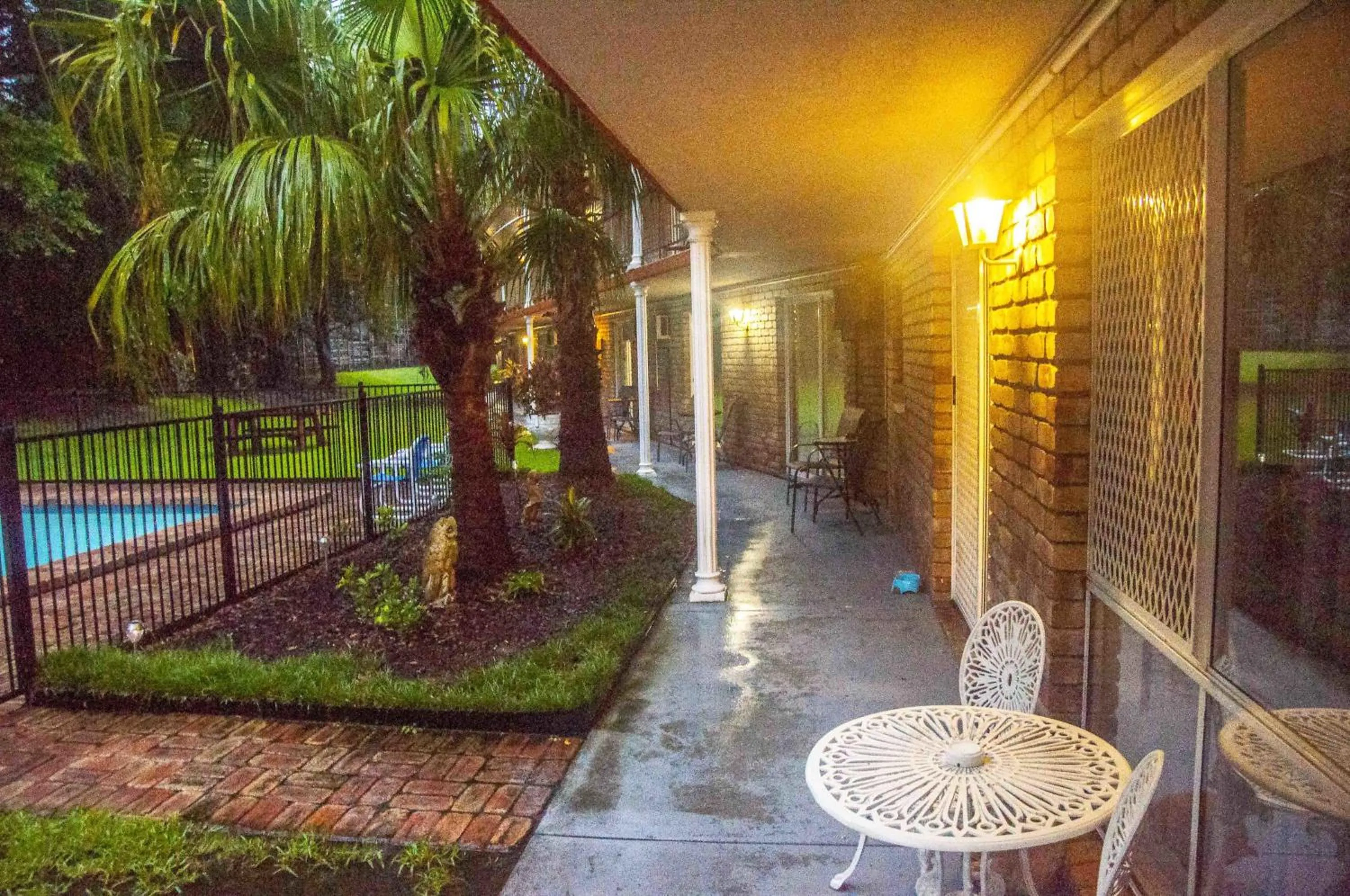 Patio in Coomera Motor Inn