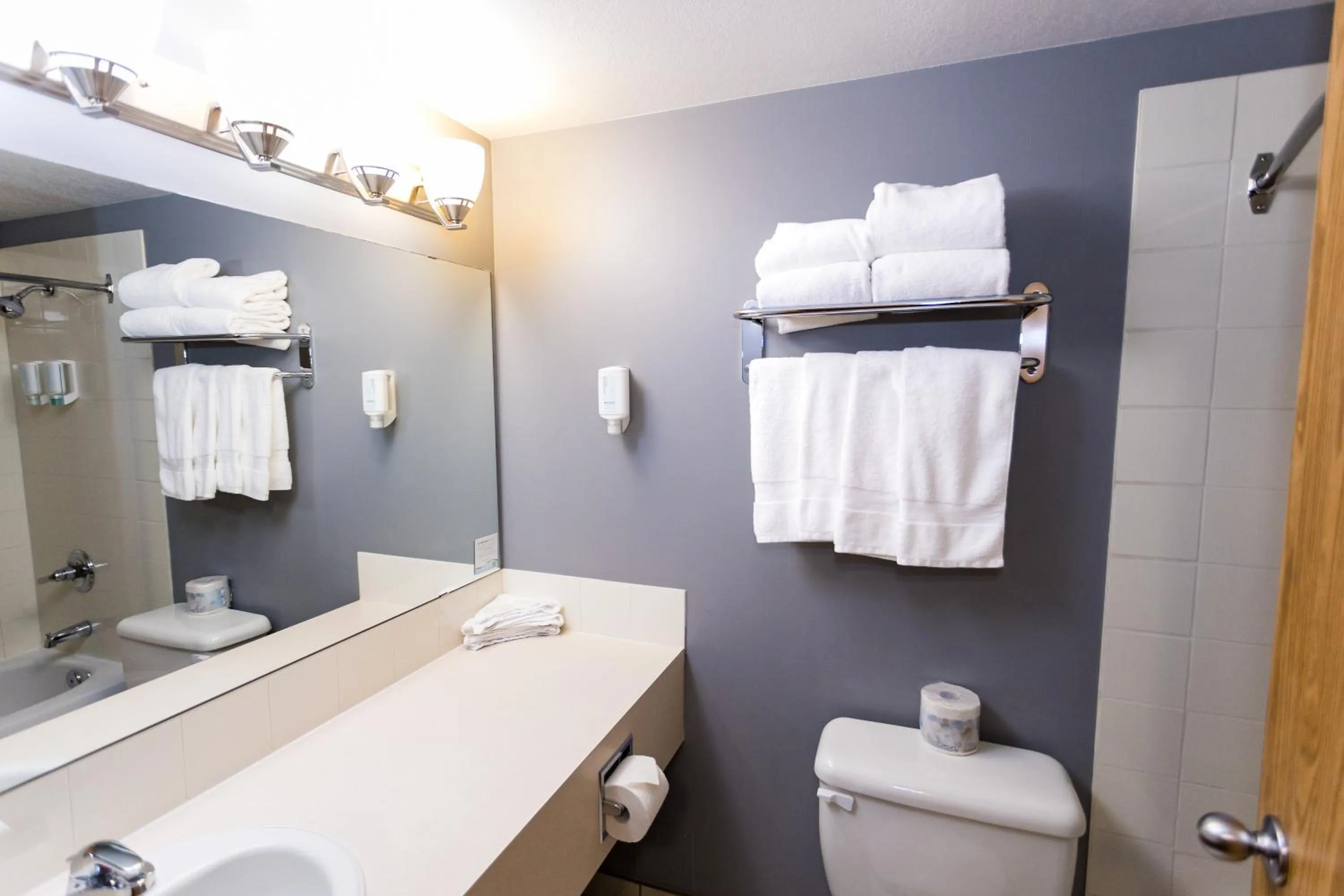 Super 8 by Wyndham Drayton Valley