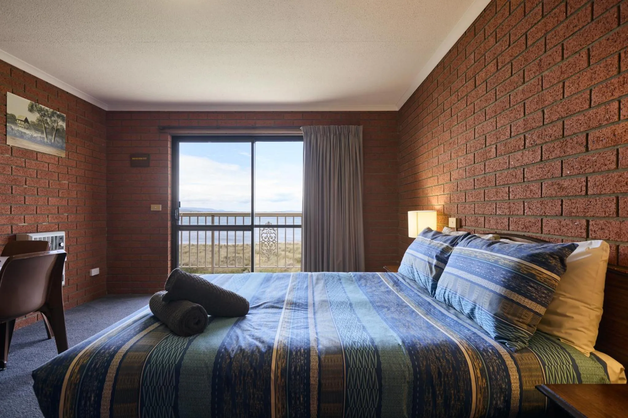 Bed in The Waterloo Hotel