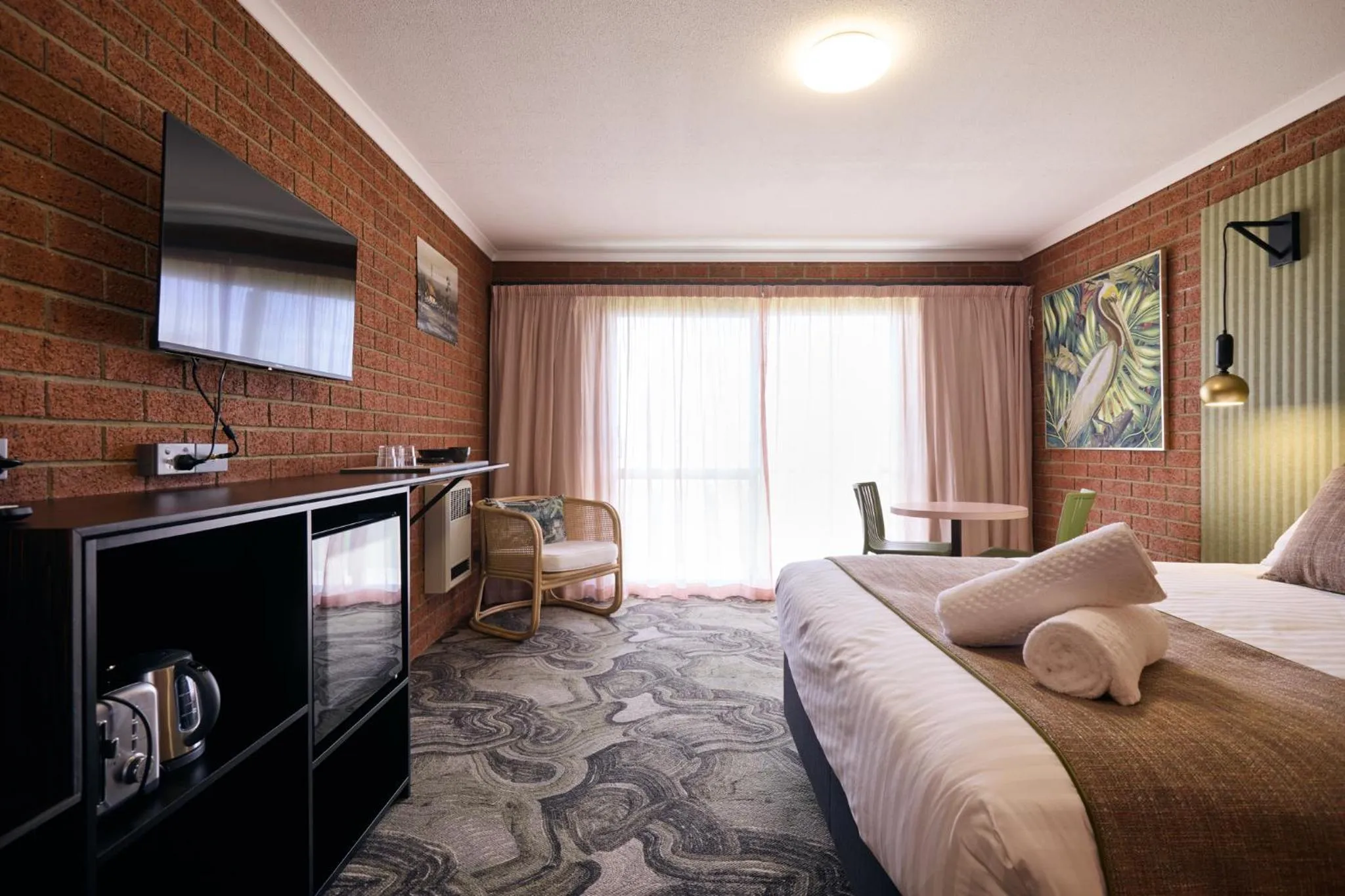 Bed in The Waterloo Hotel