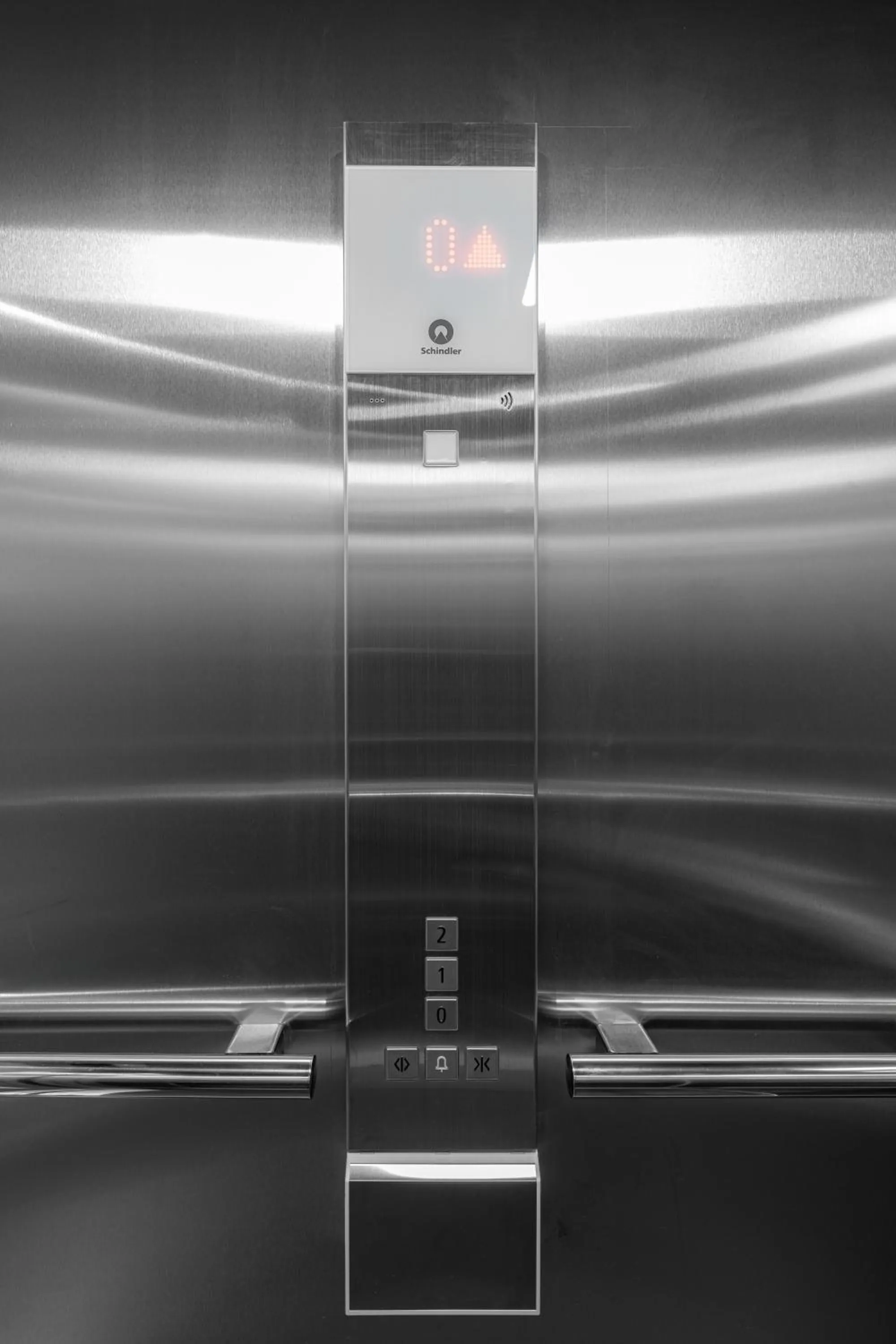 elevator in Best Western Newmarket Inn & Suites