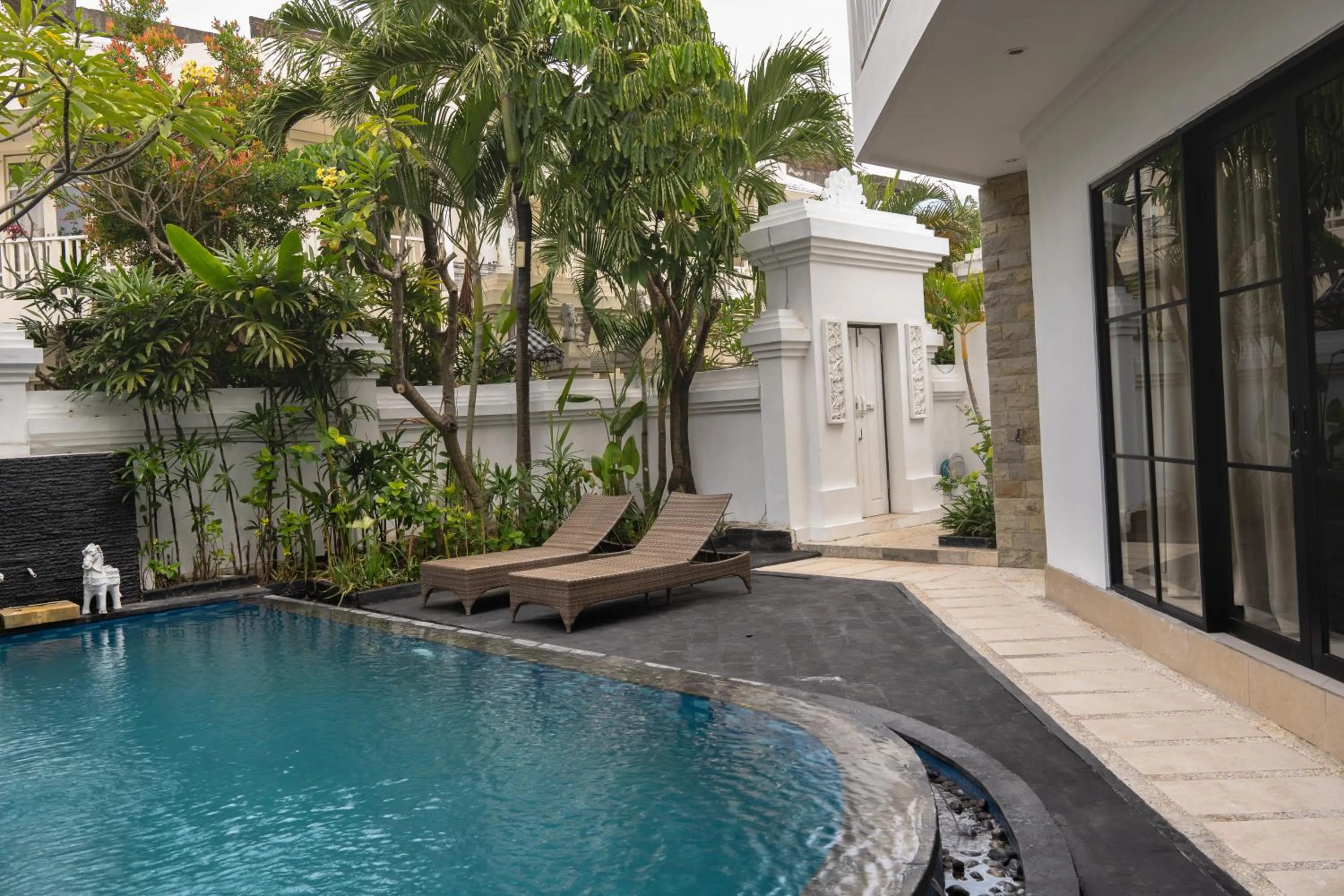 Property building in Awila Villas Kuta by The Wina Resorts