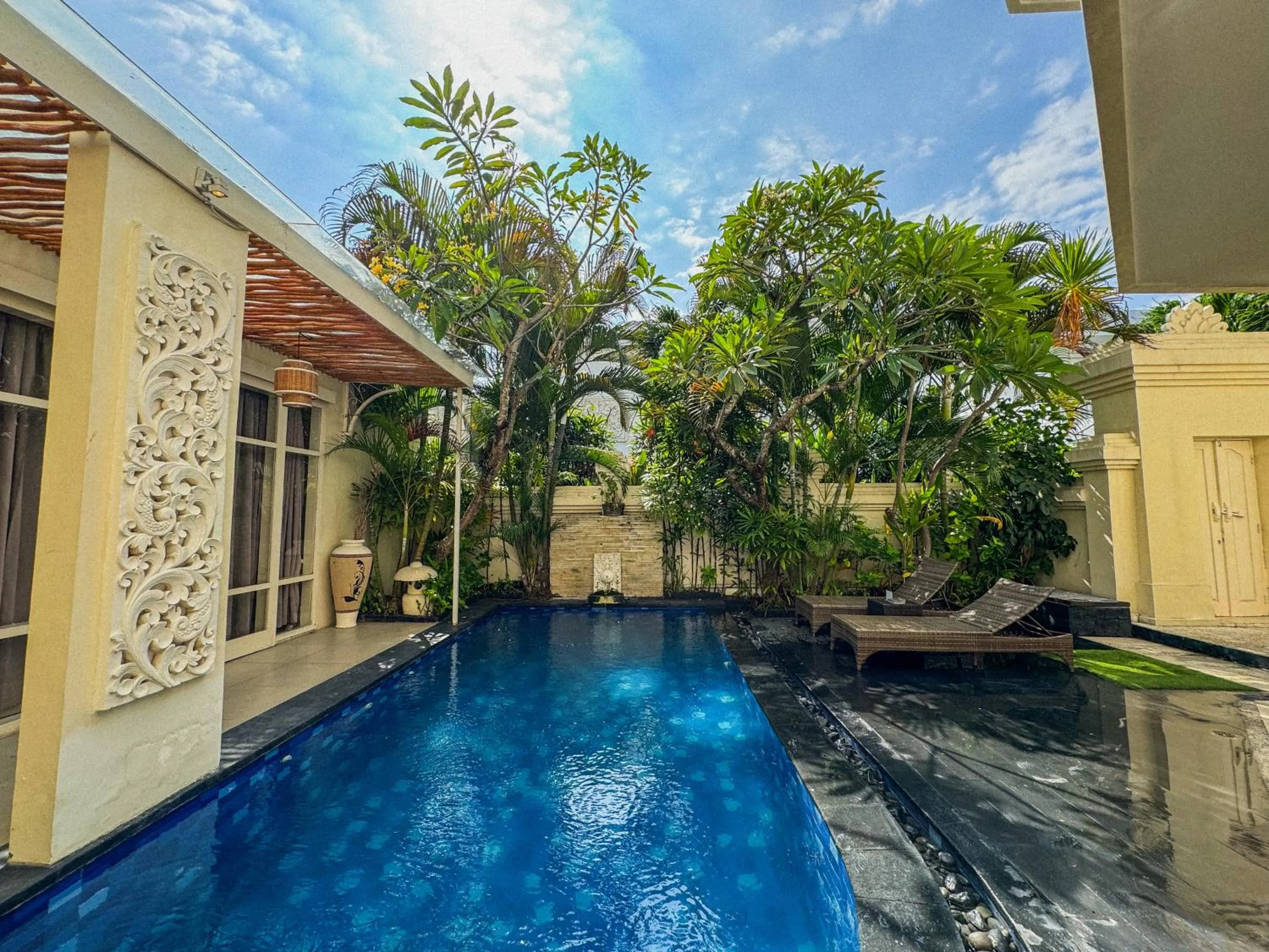Swimming pool in Awila Villas Kuta by The Wina Resorts