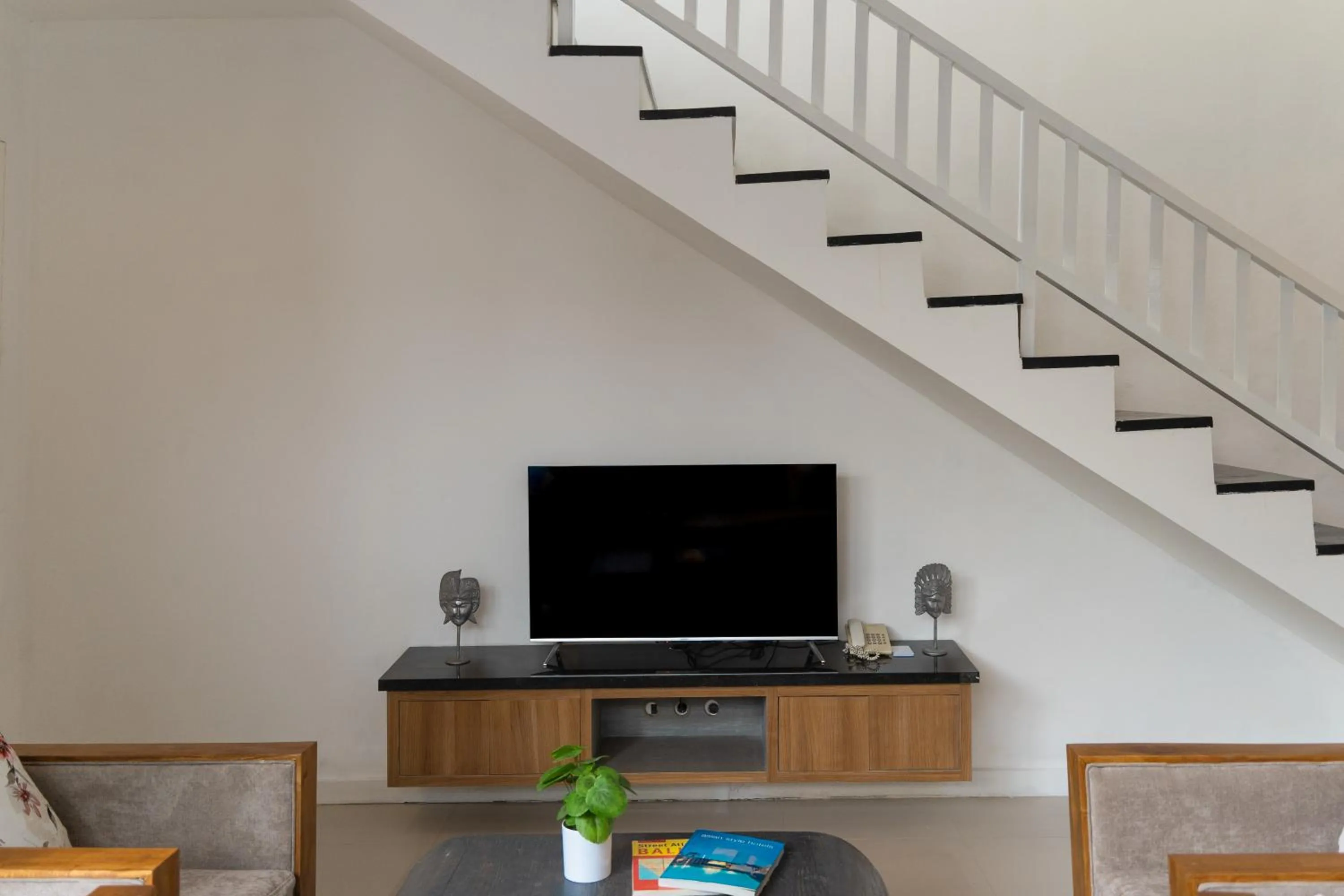 TV and multimedia in Awila Villas Kuta by The Wina Resorts