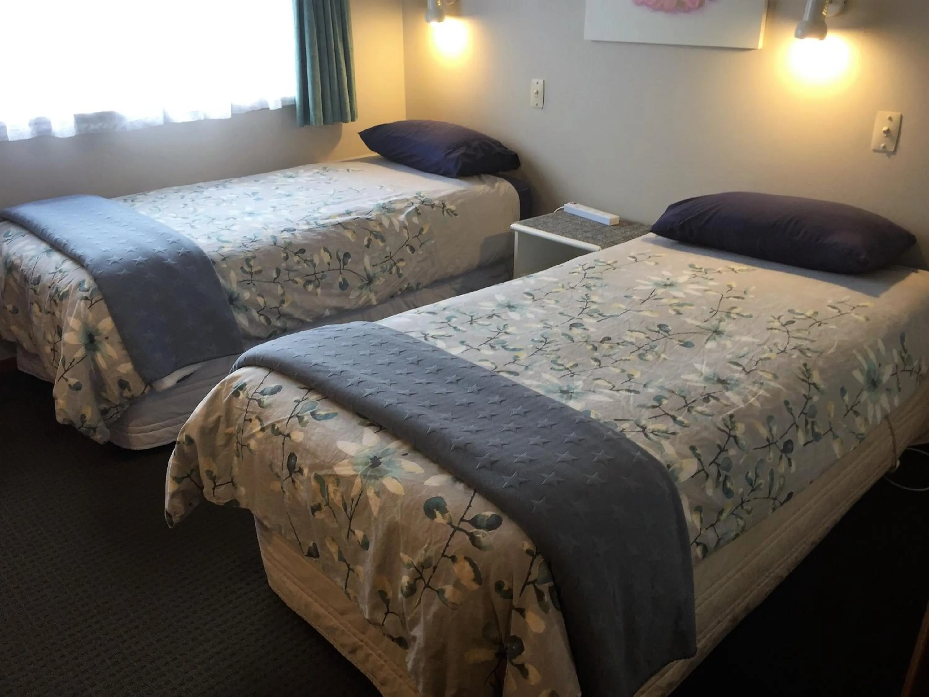 Bed in Tripinn Motel & Share Accommodation