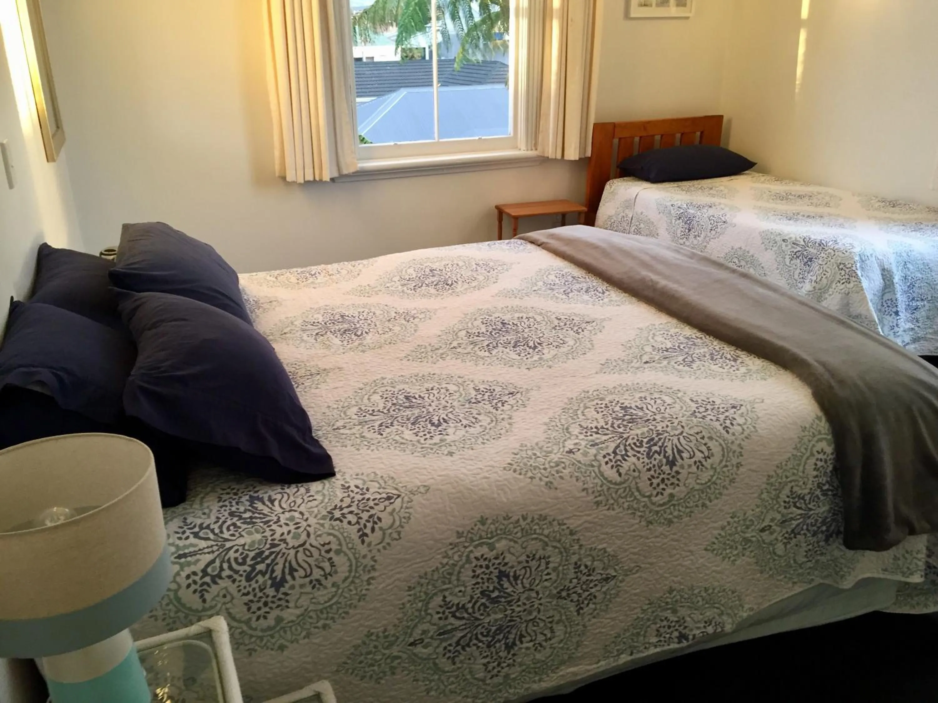 Bed in Tripinn Motel & Share Accommodation