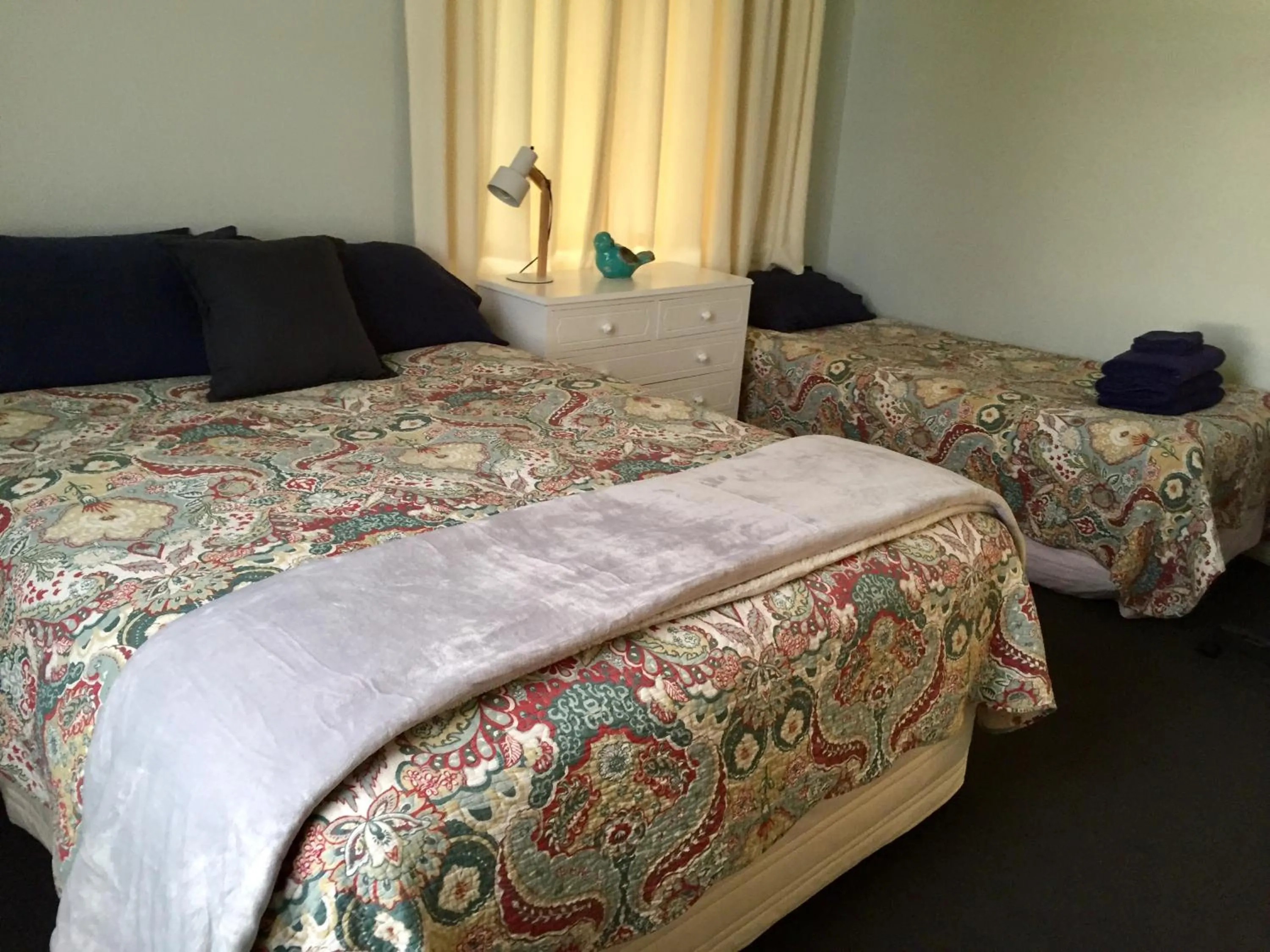 Bed in Tripinn Motel & Share Accommodation