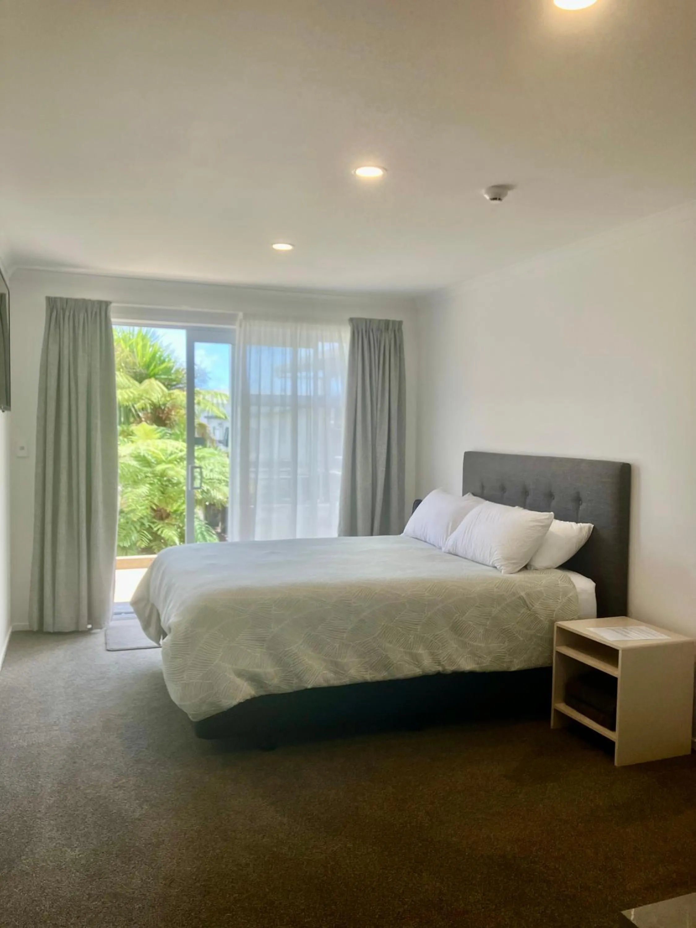 Bed in Tripinn Motel & Share Accommodation