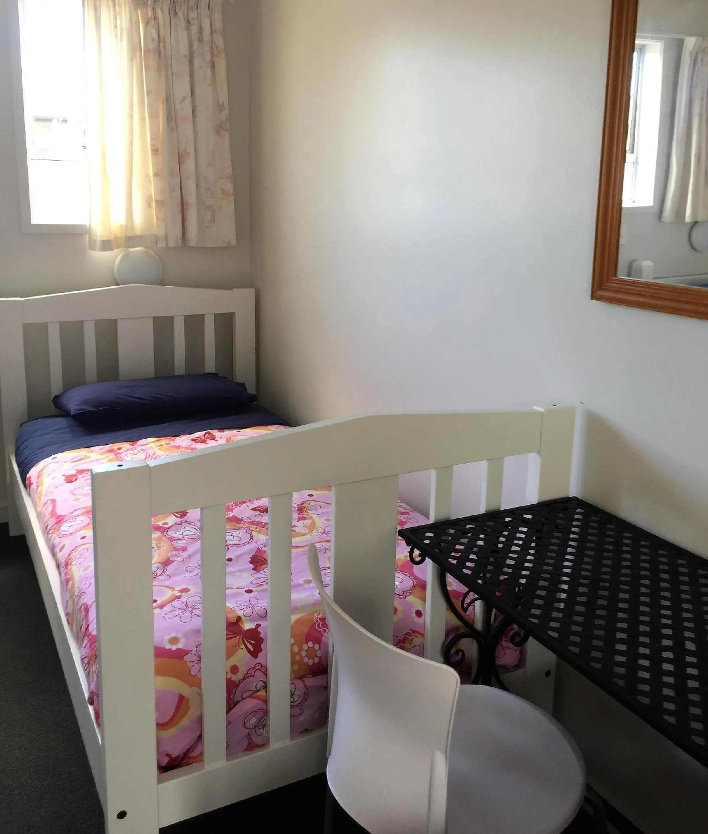 Bed in Tripinn Motel & Share Accommodation