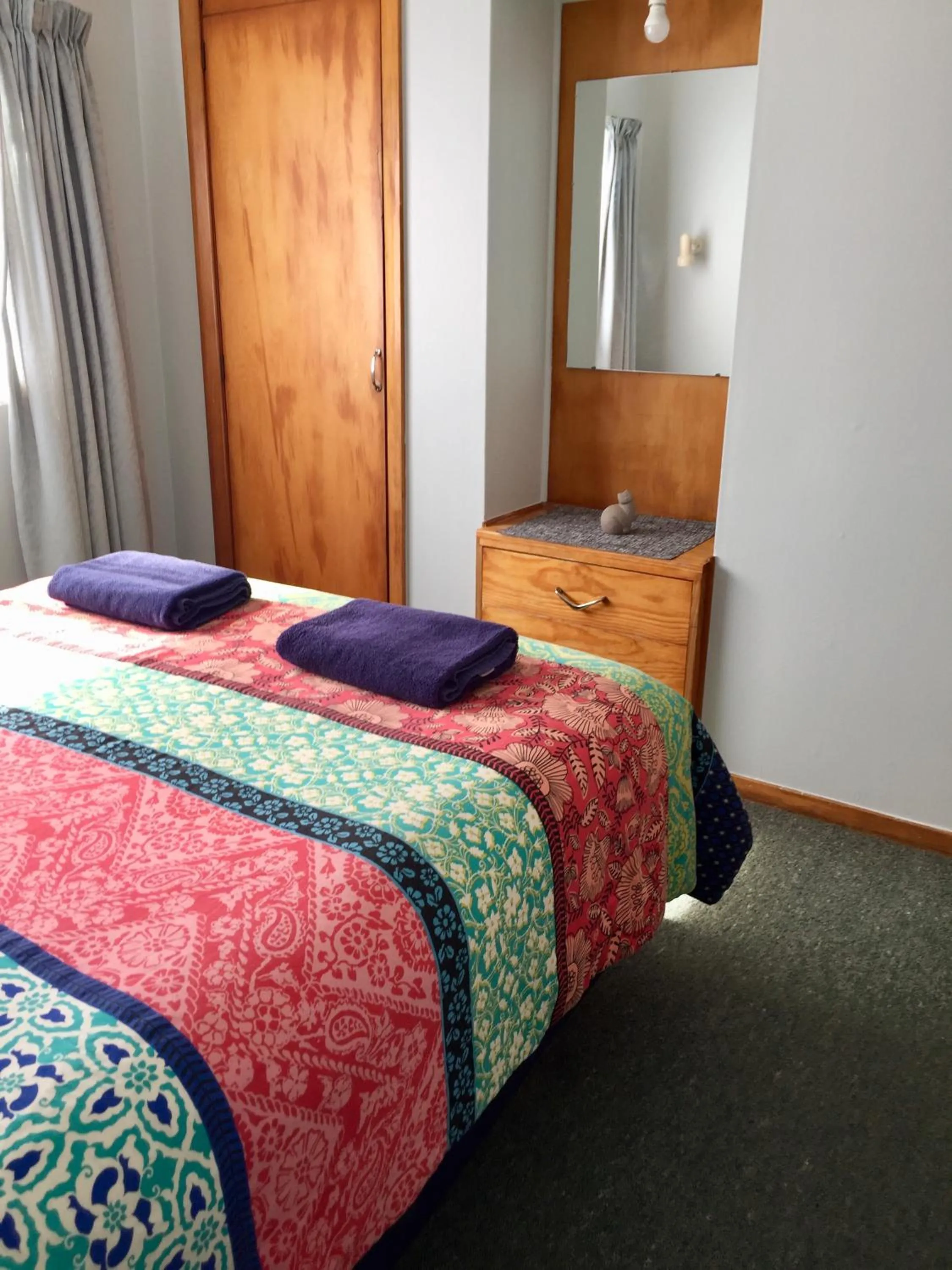 Bed in Tripinn Motel & Share Accommodation