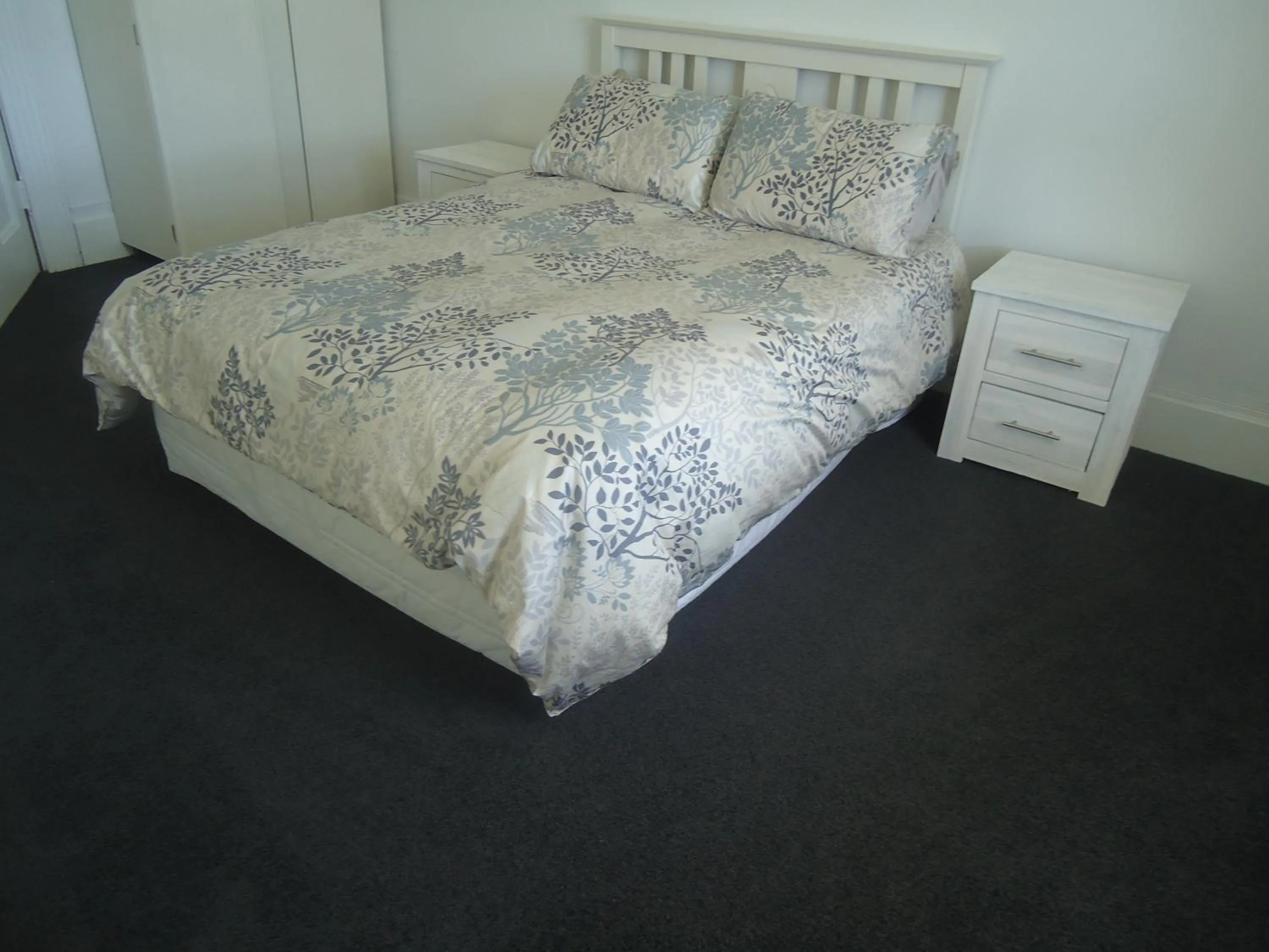 Bedroom, Bed in Tripinn Motel & Share Accommodation