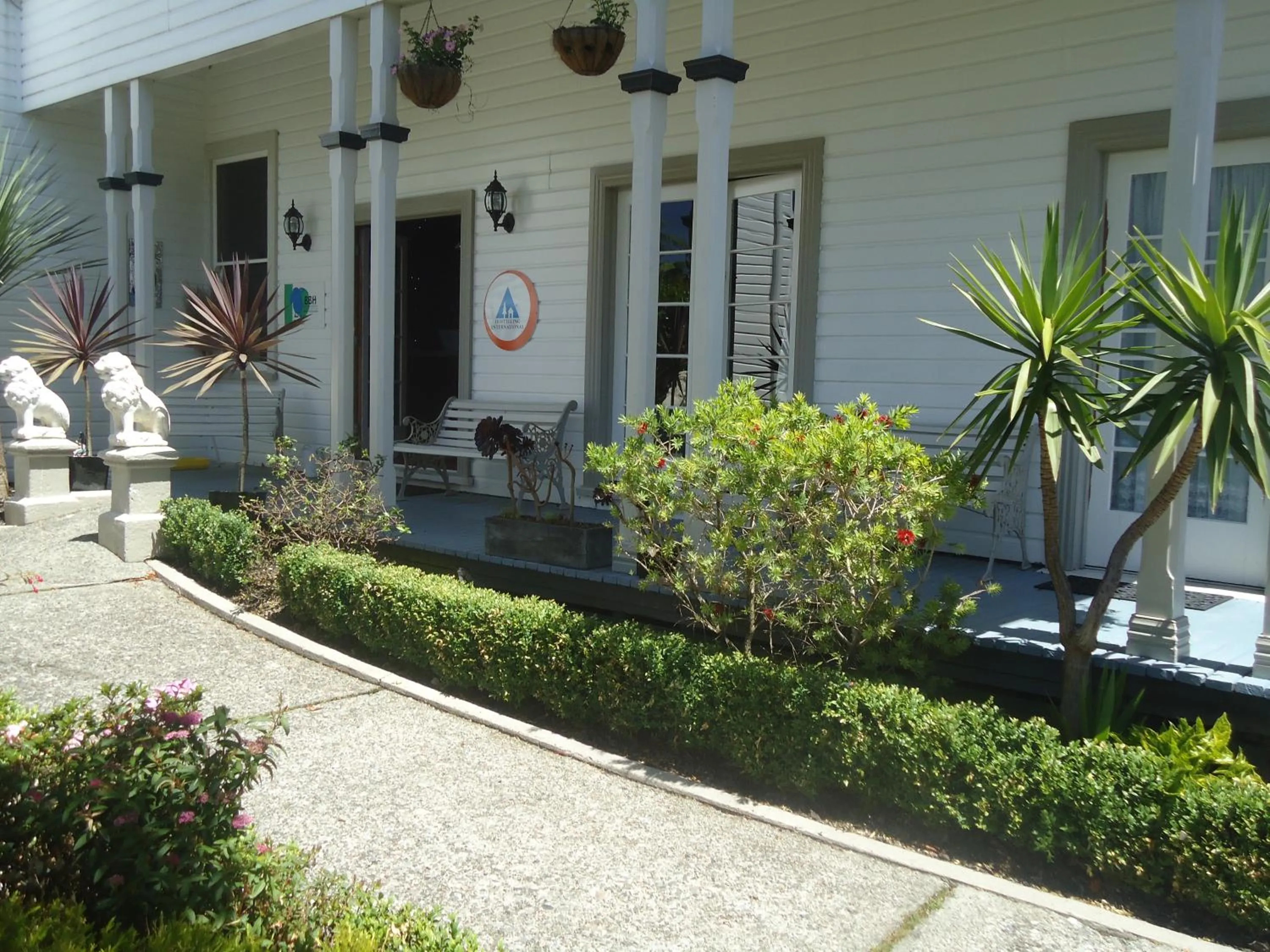 Facade/entrance in Tripinn Motel & Share Accommodation